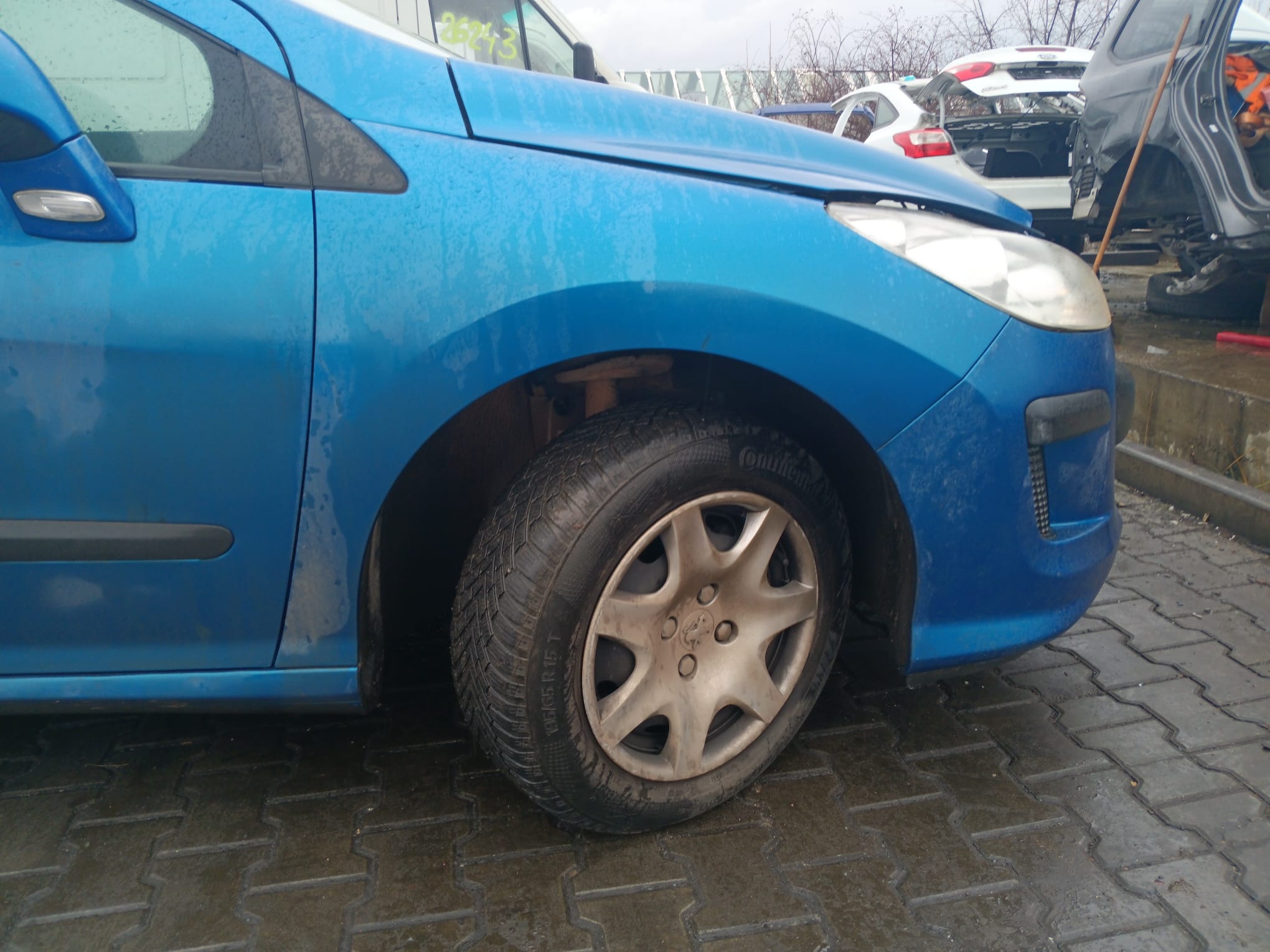 front_right_fender