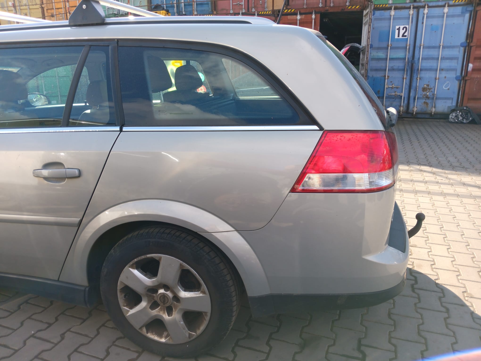 rear_left_fender