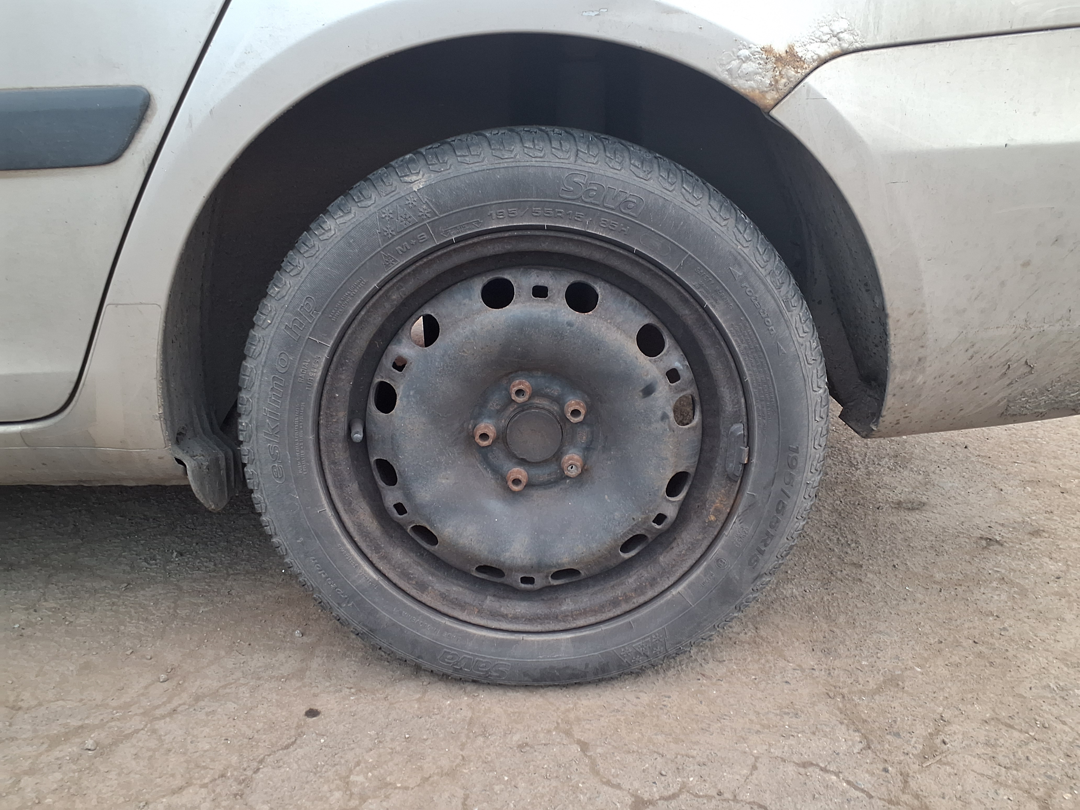 rear_left_wheel
