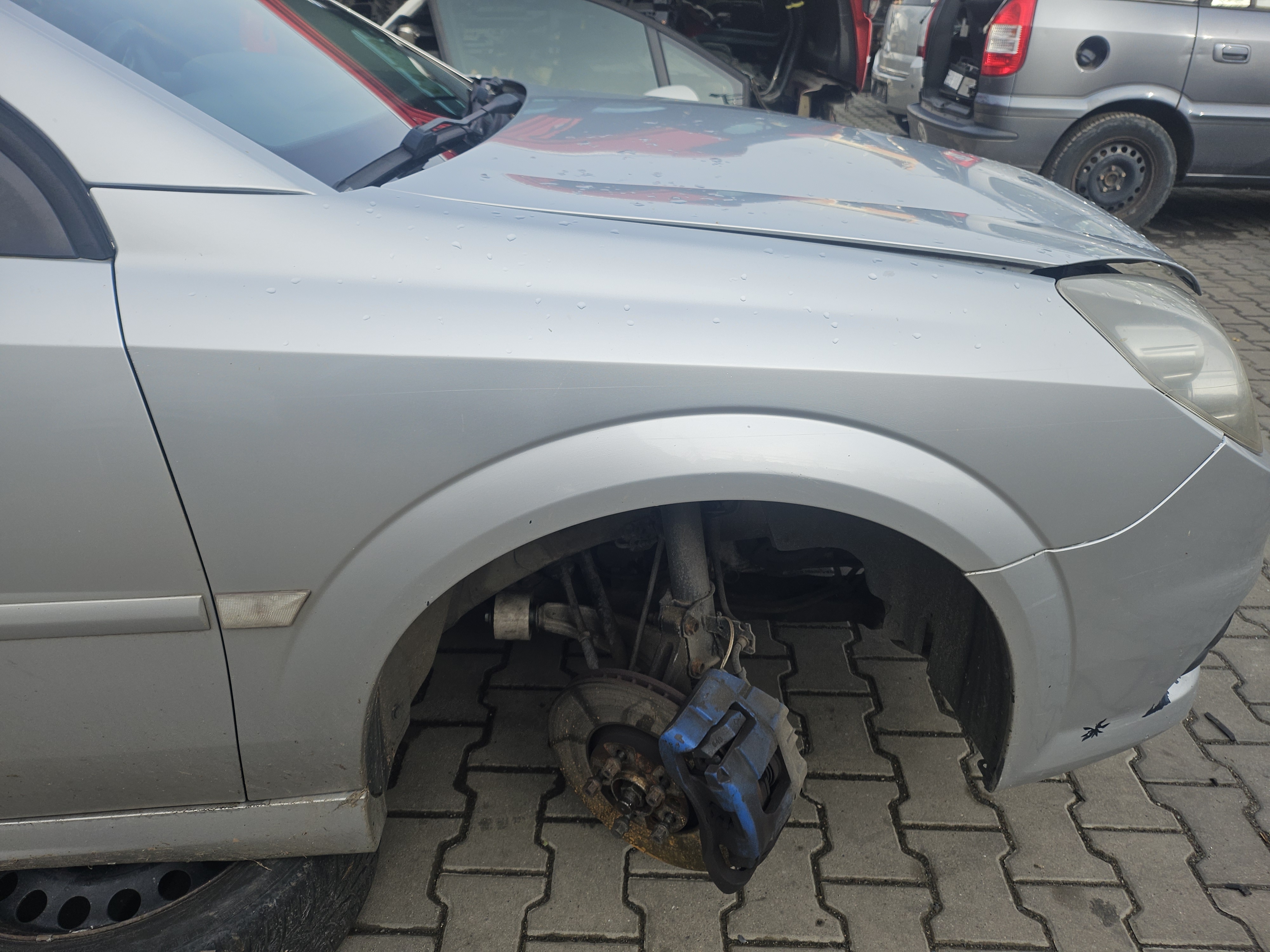 front_right_fender