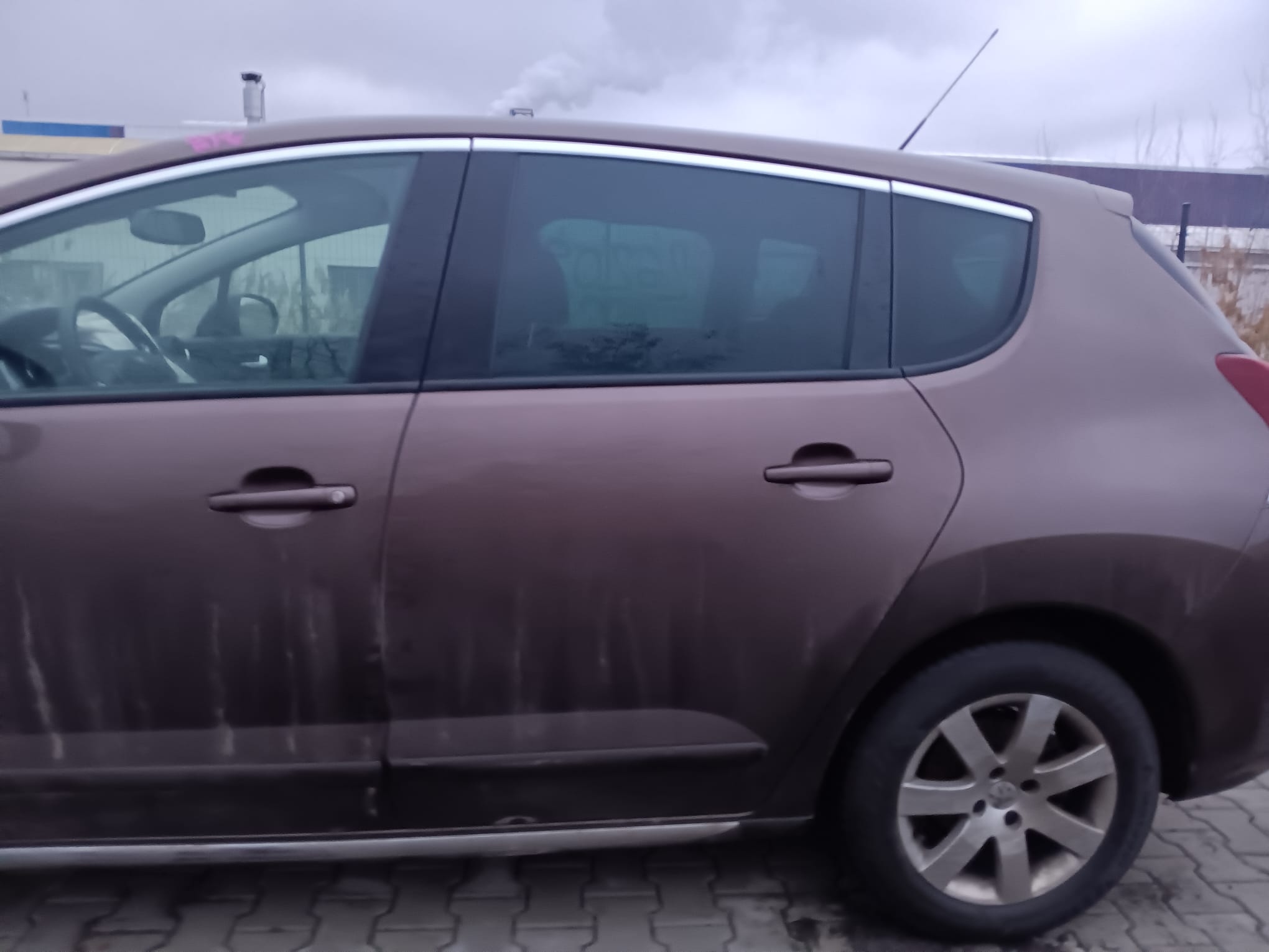 left_rear_door