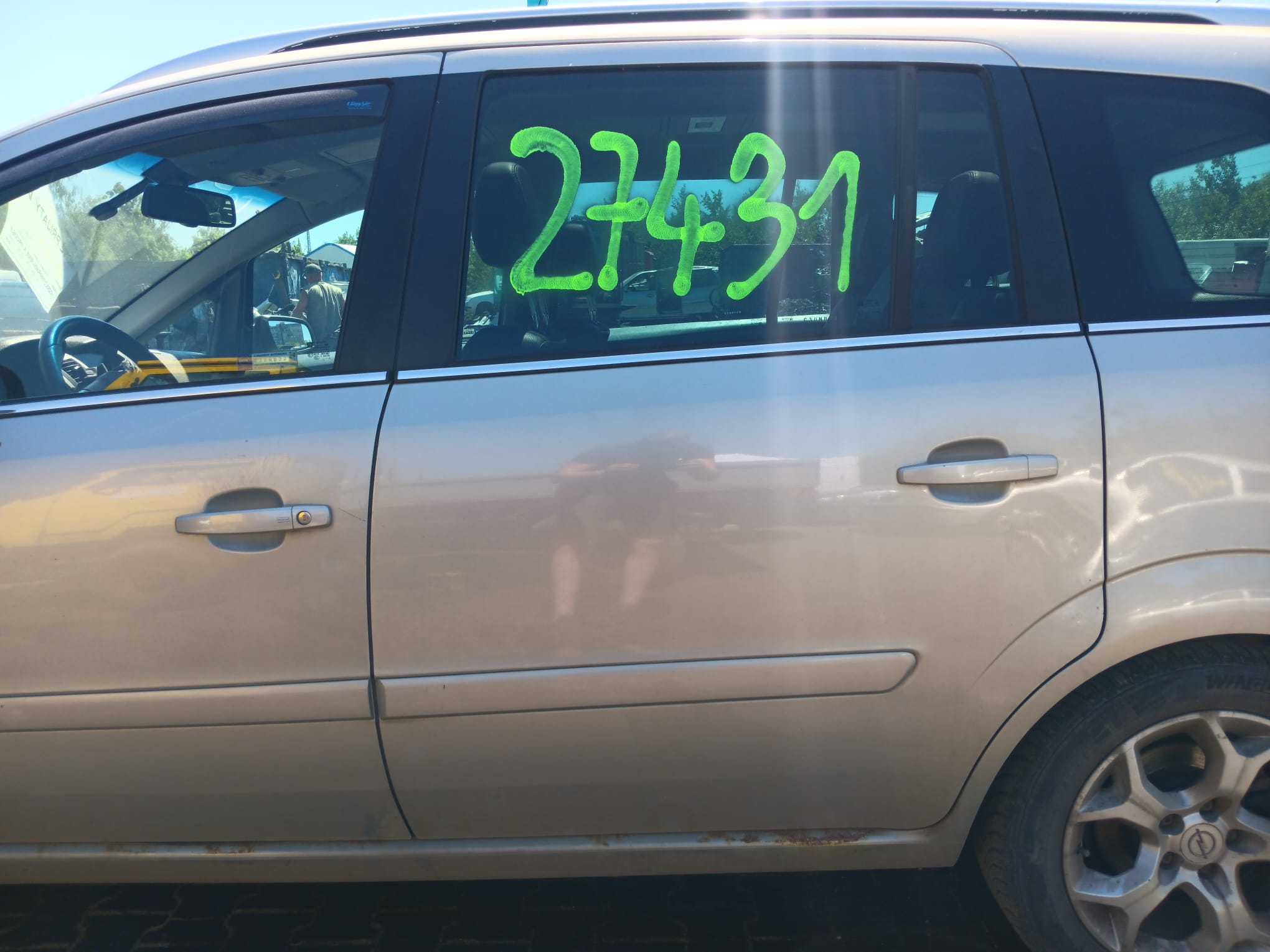 left_rear_door