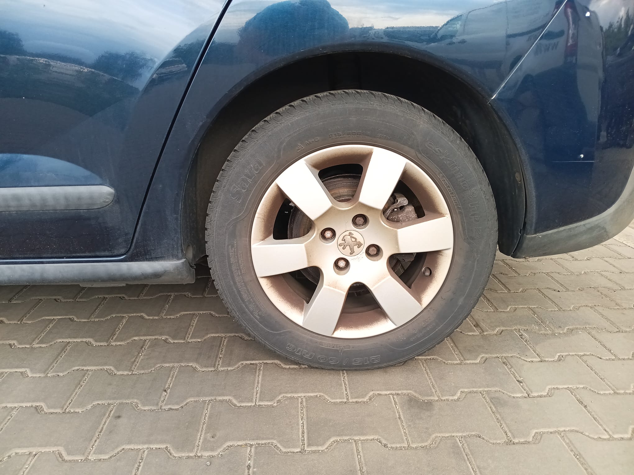 rear_left_wheel