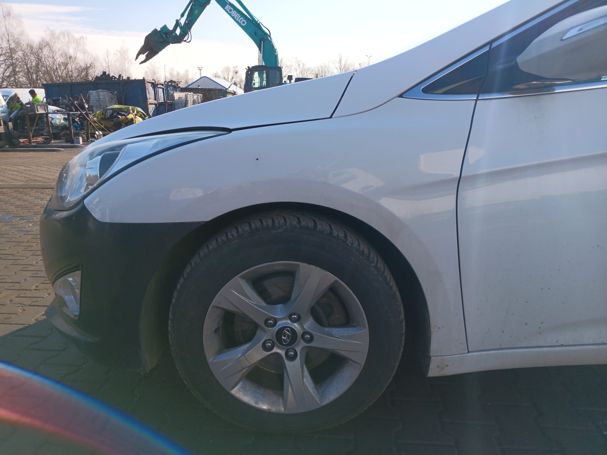 front_left_fender