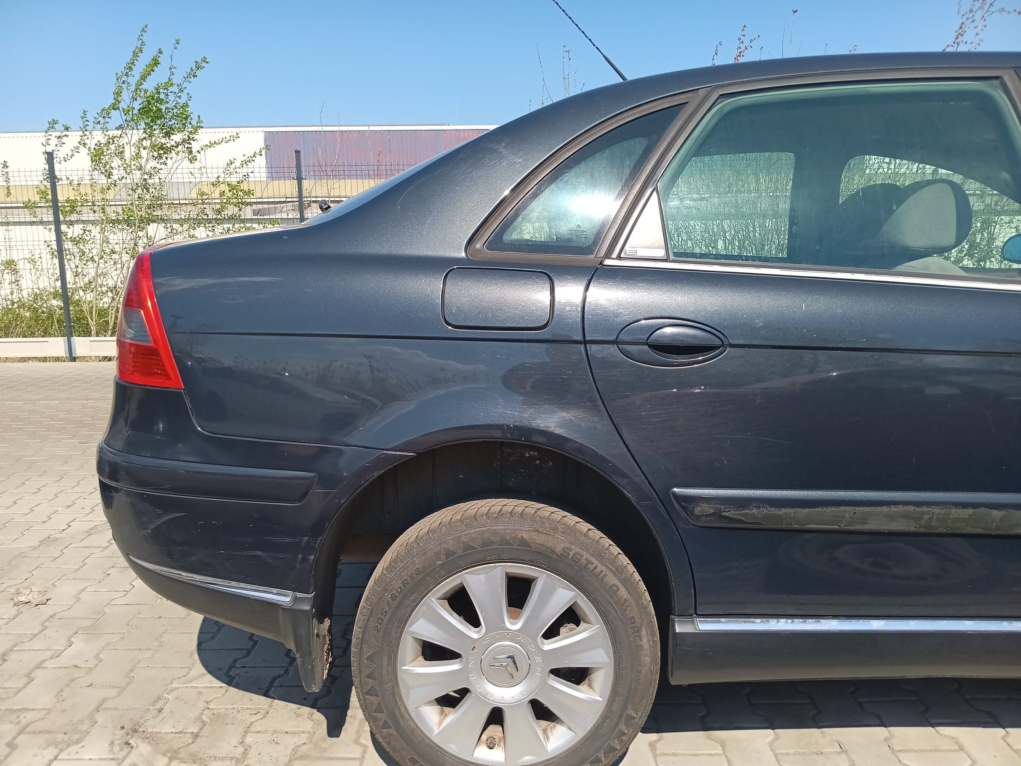 rear_right_fender
