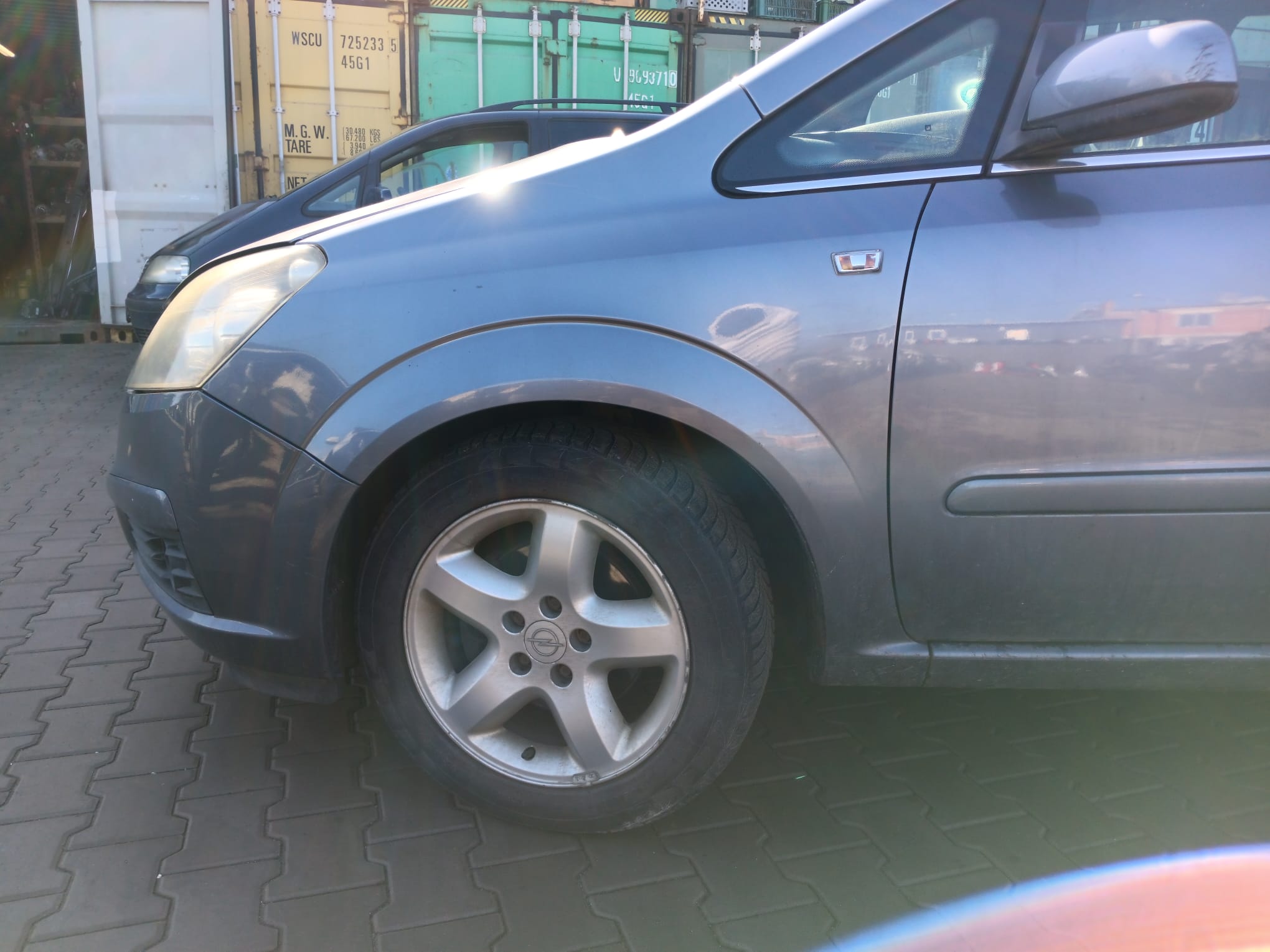 front_left_fender
