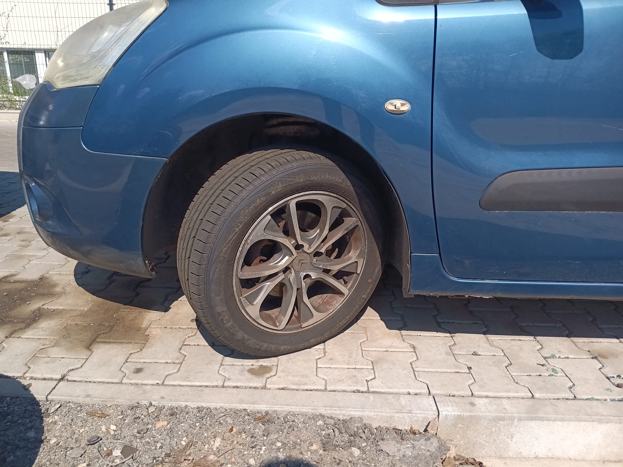 front_left_wheel