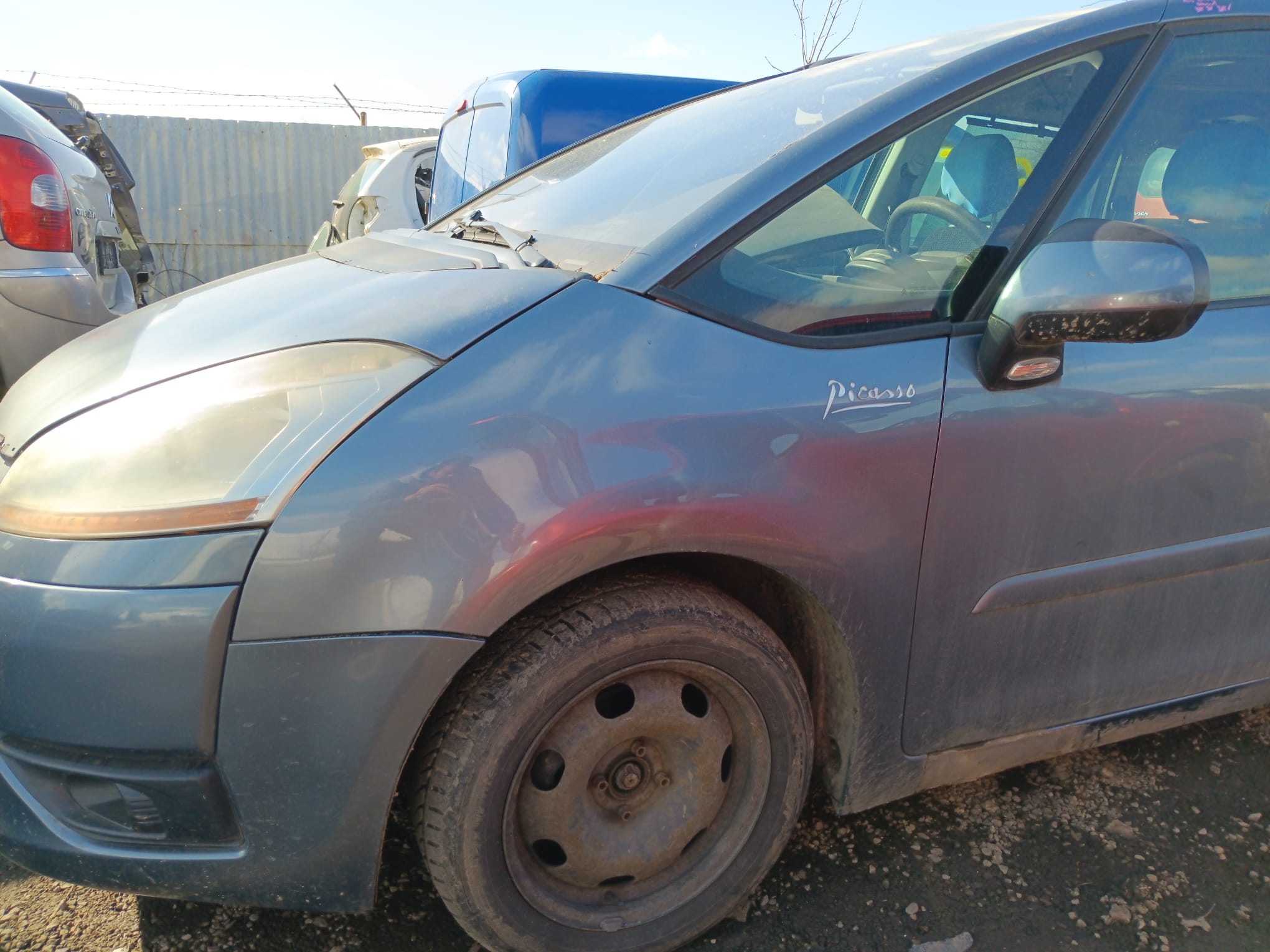 front_left_fender