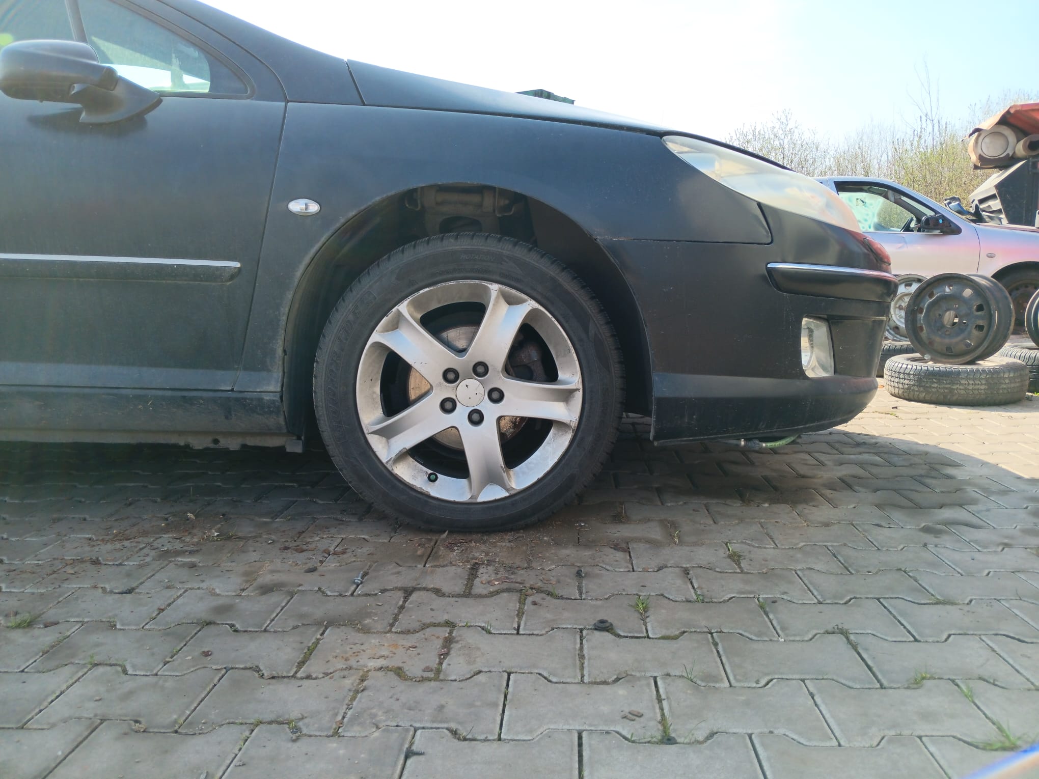 front_right_fender