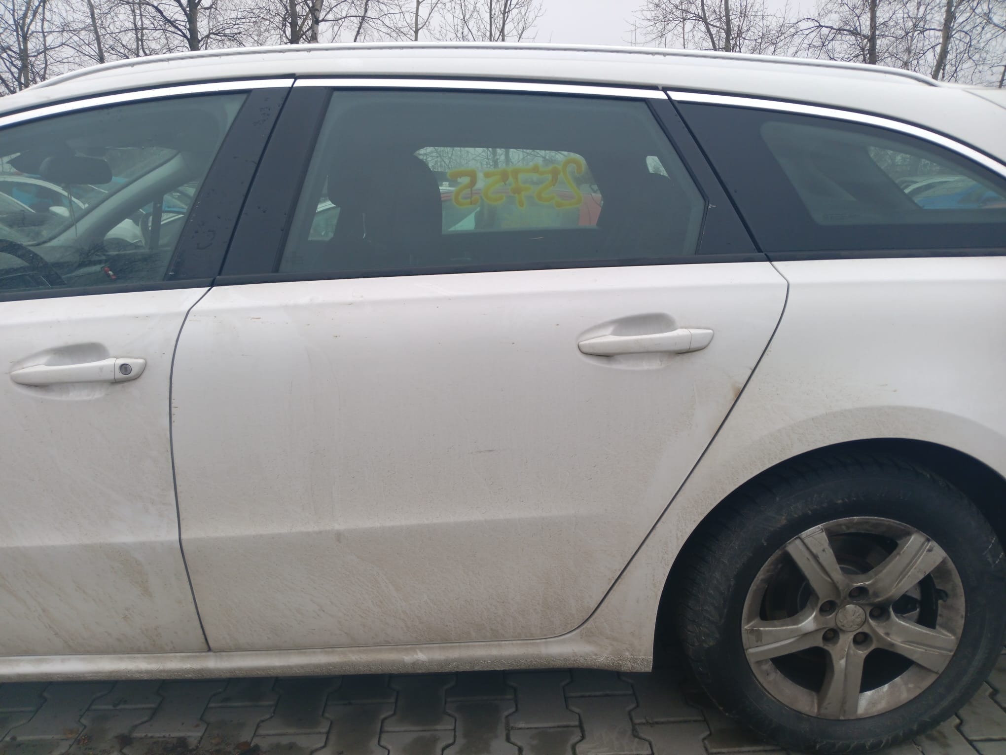 left_rear_door