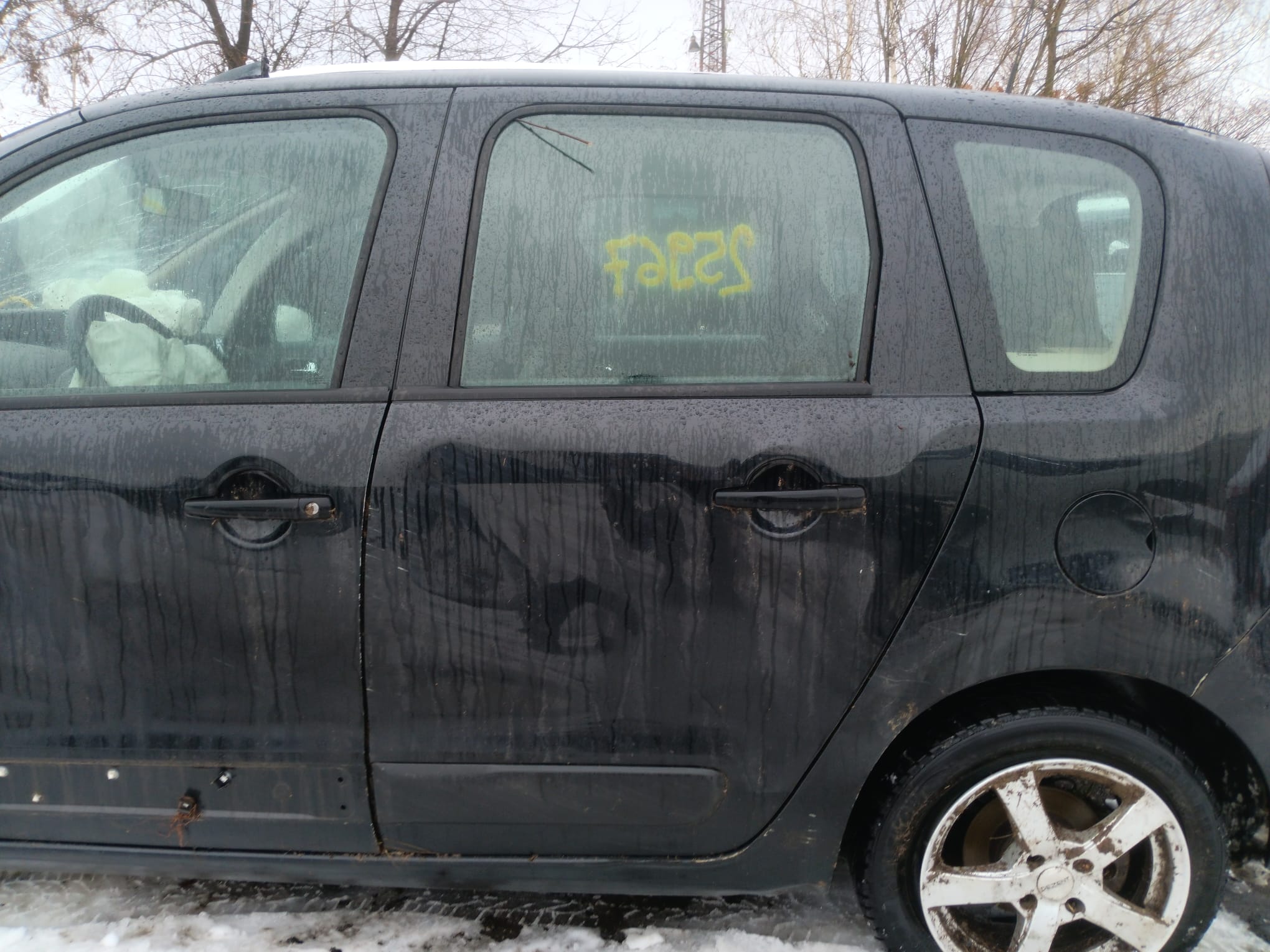 left_rear_door