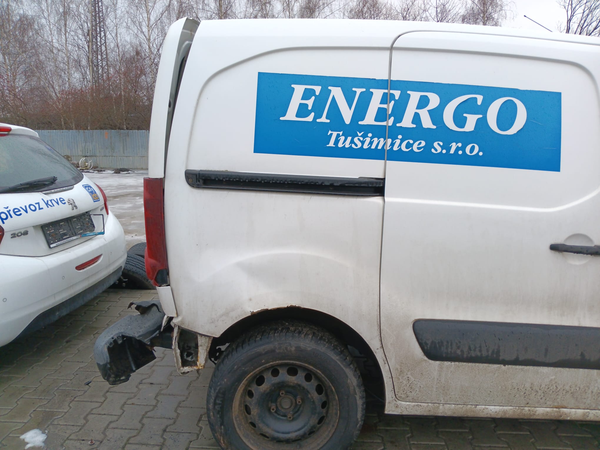 rear_right_fender