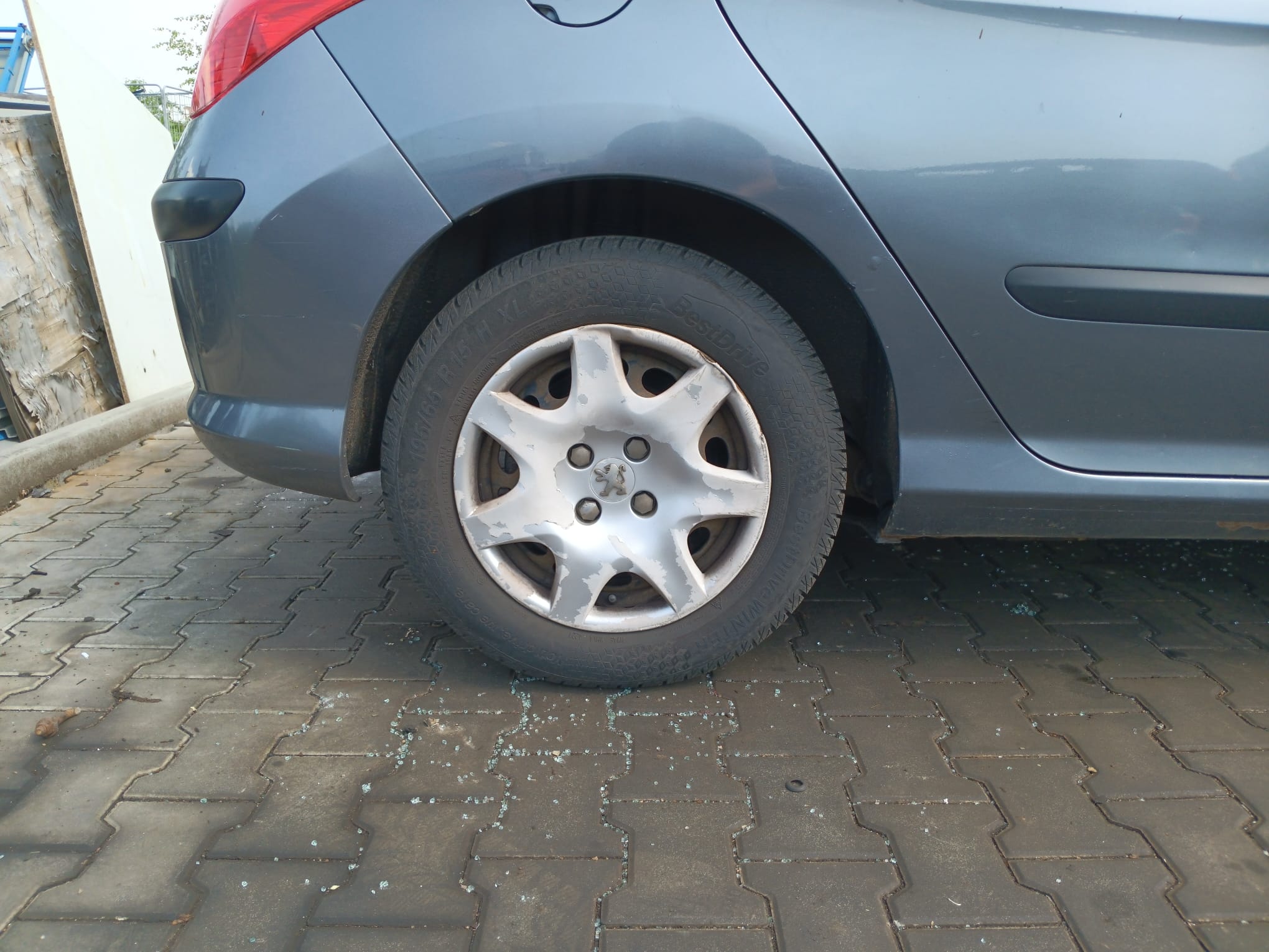 rear_right_wheel