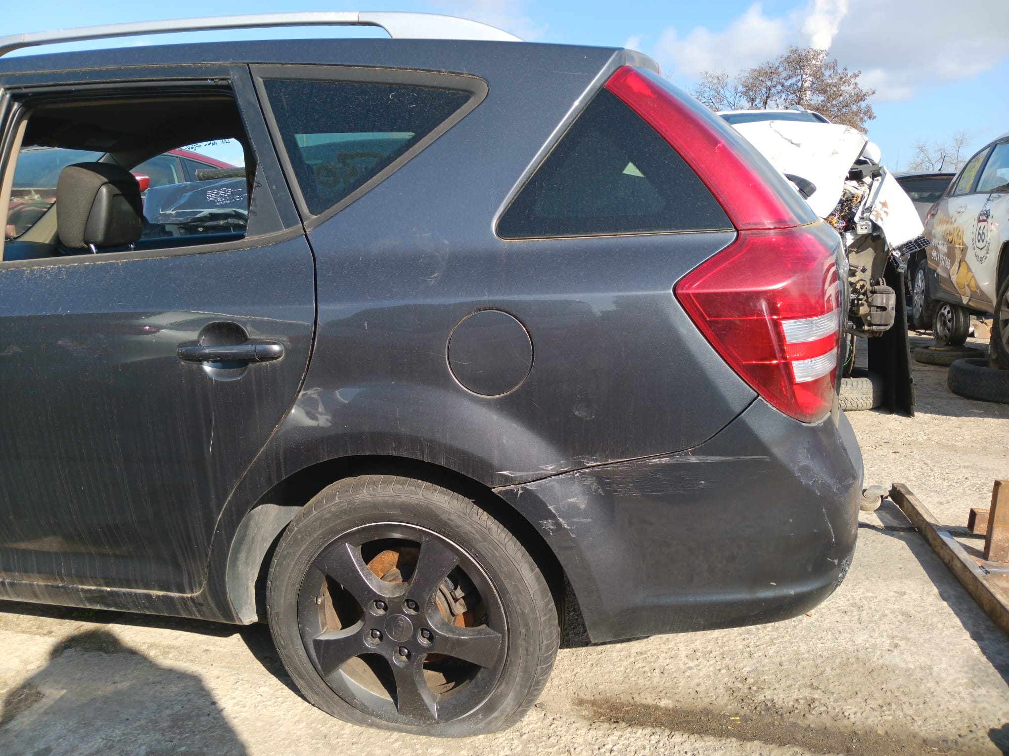 rear_left_fender