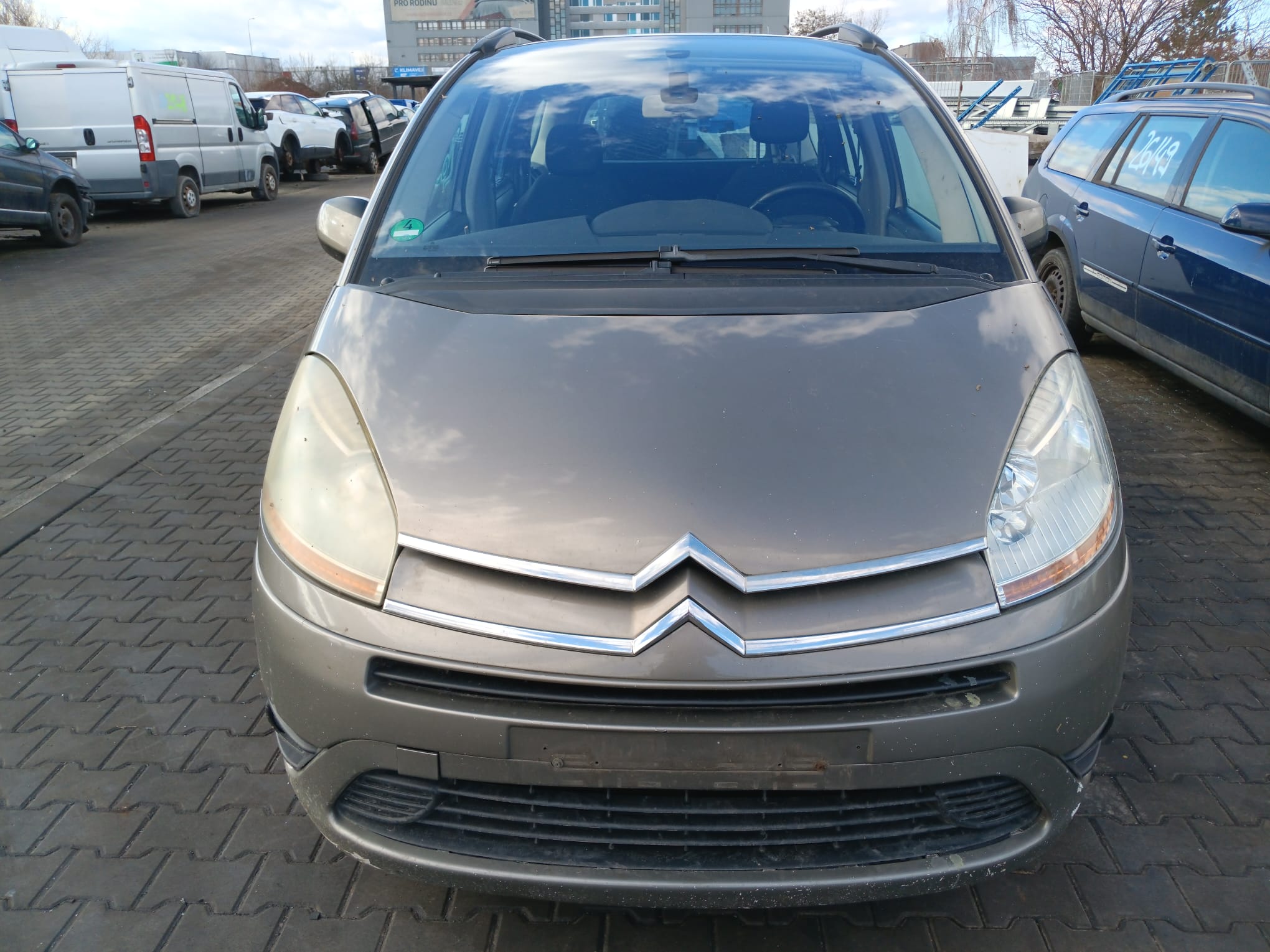 front_view