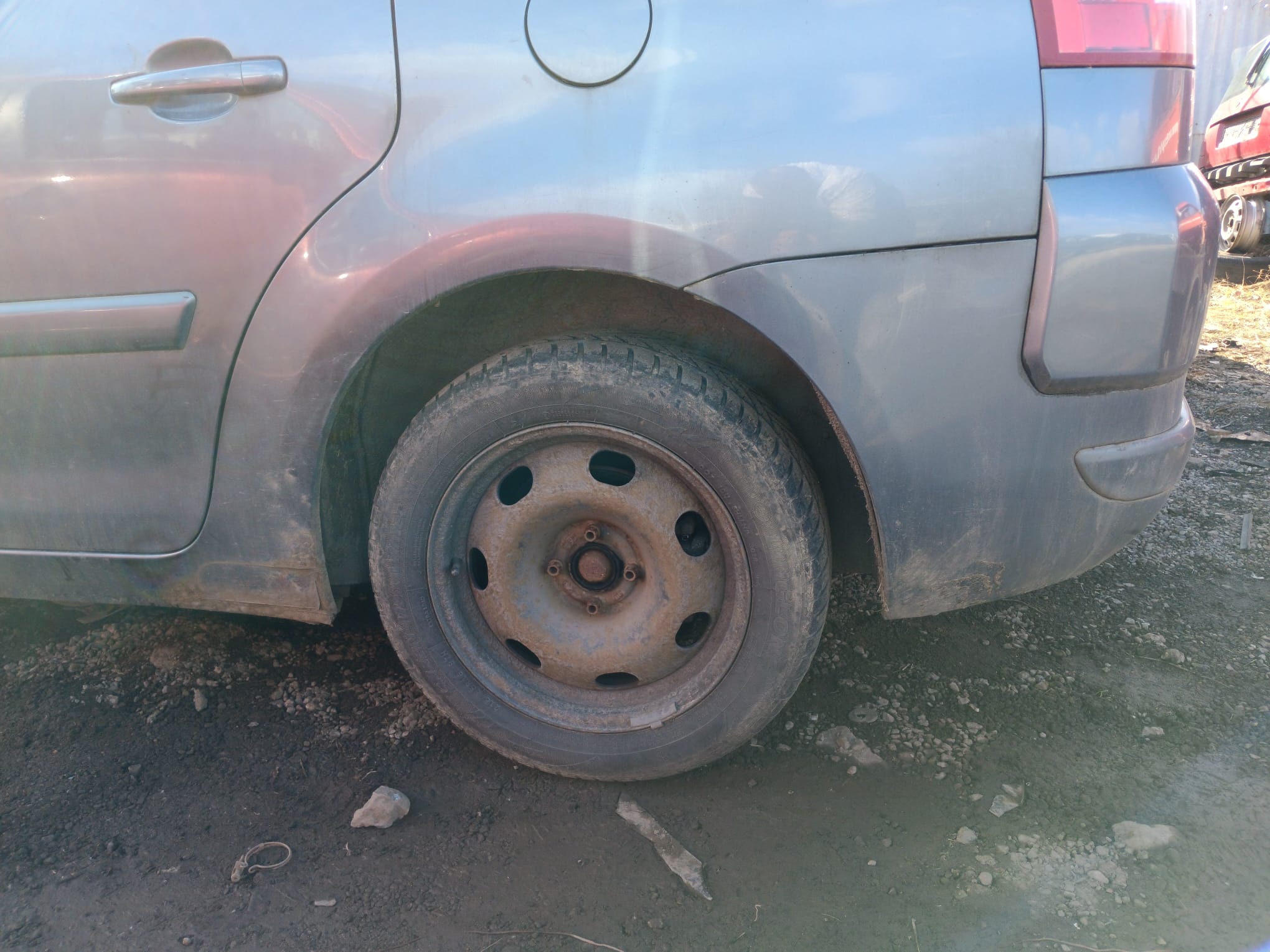 rear_left_wheel