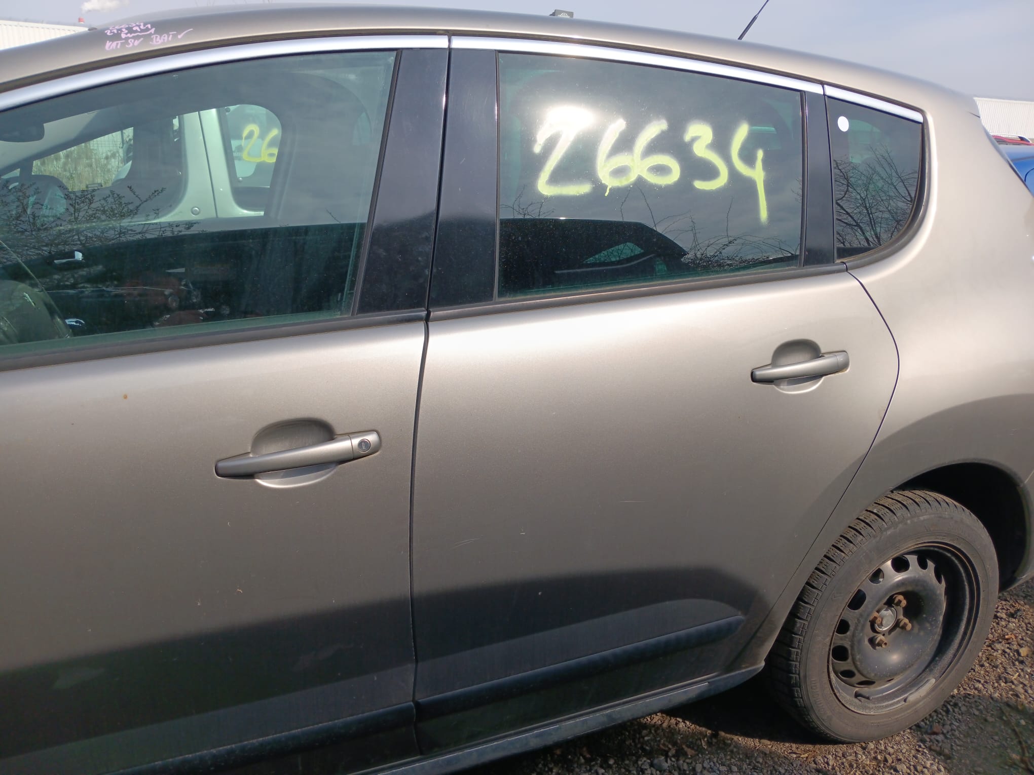 left_rear_door