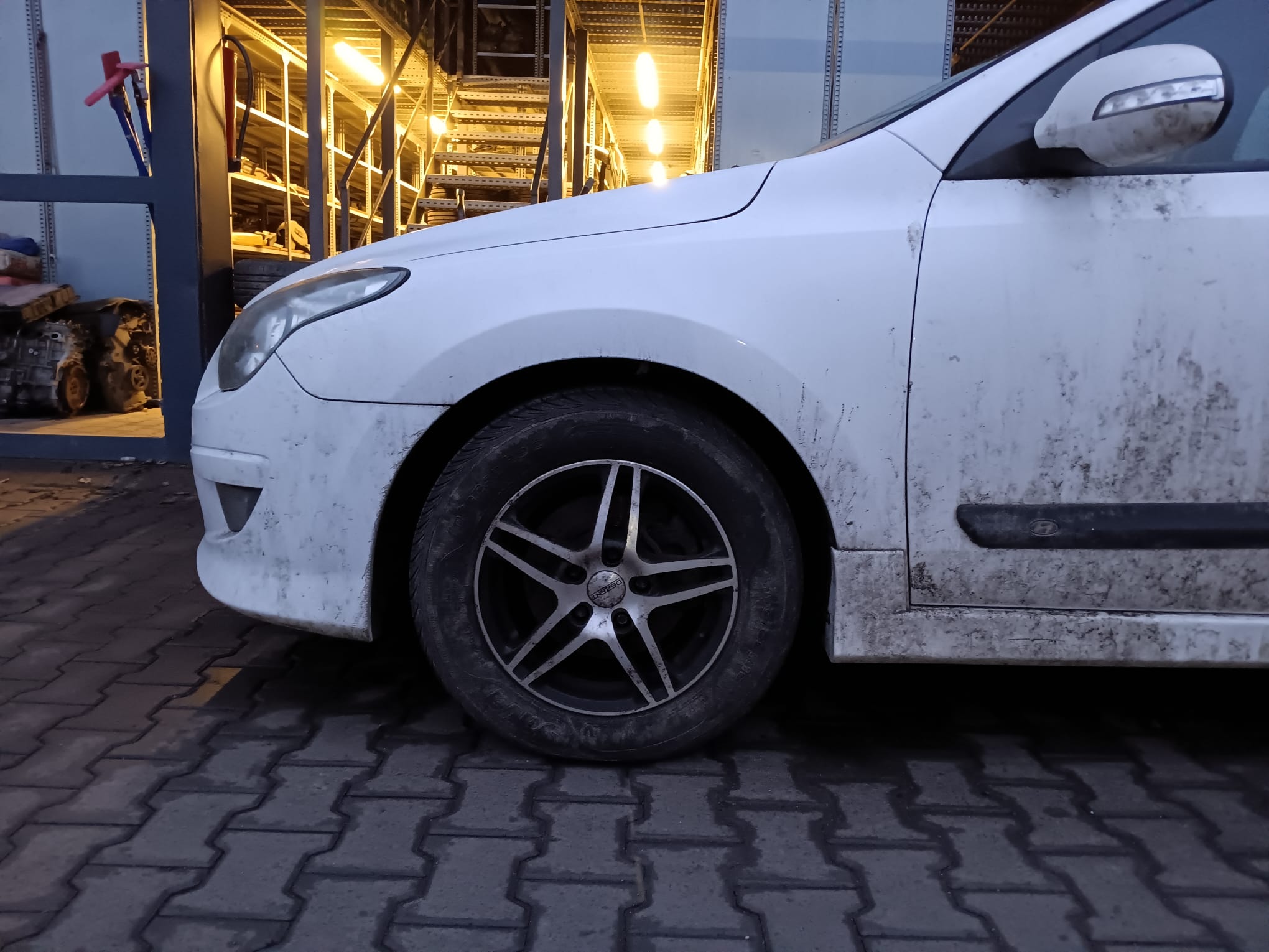 front_left_fender