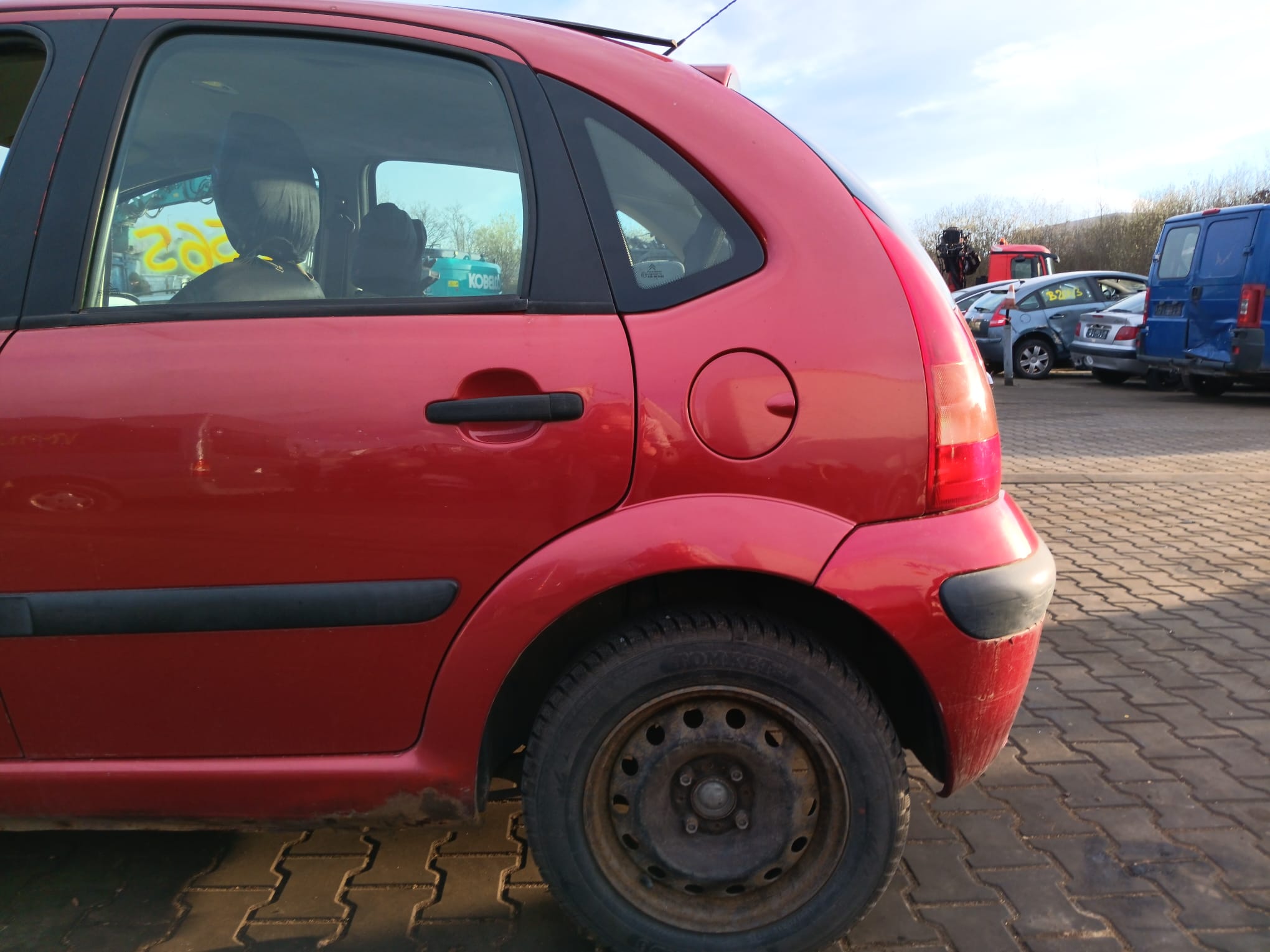 rear_left_fender