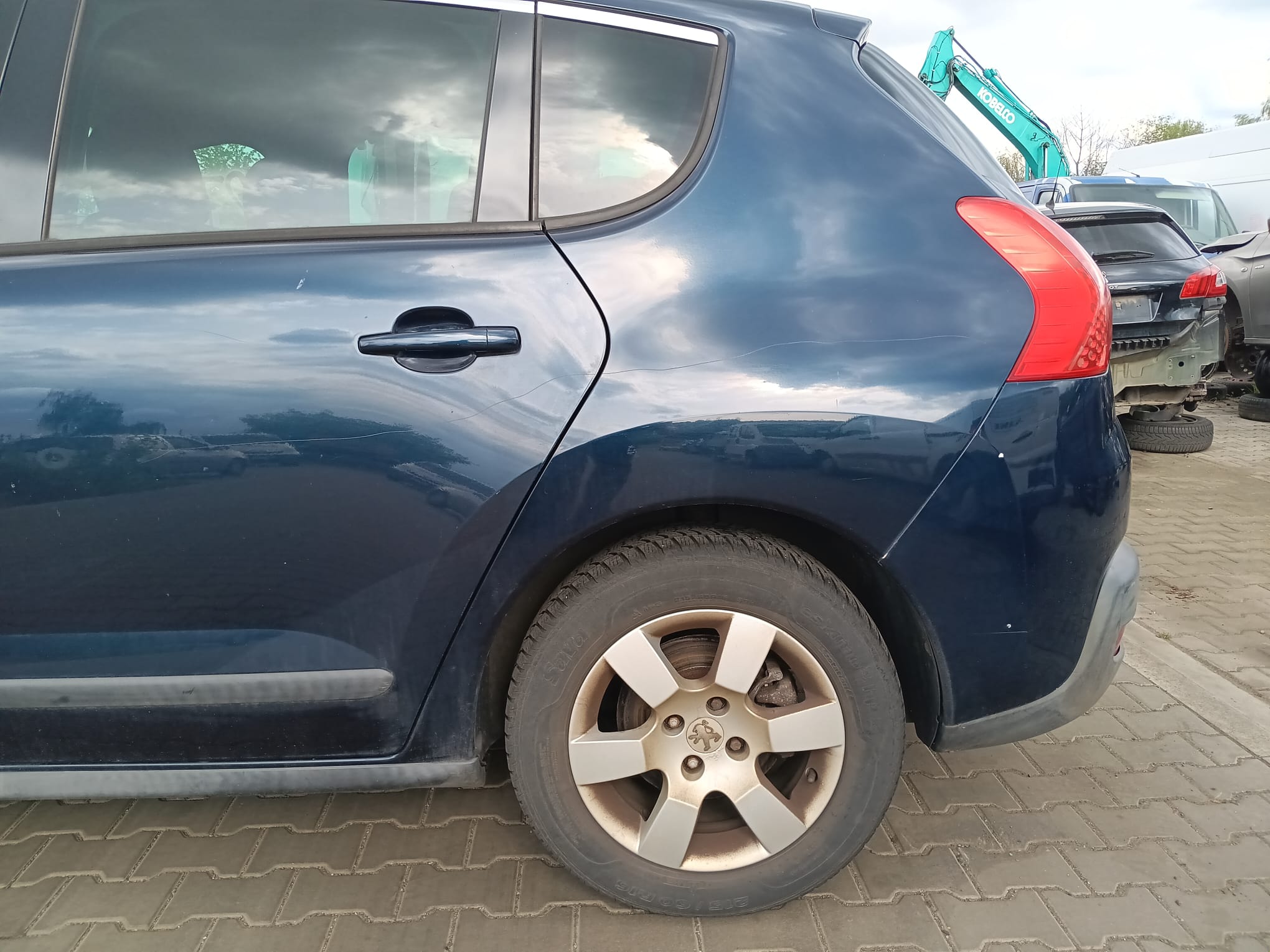 rear_left_fender