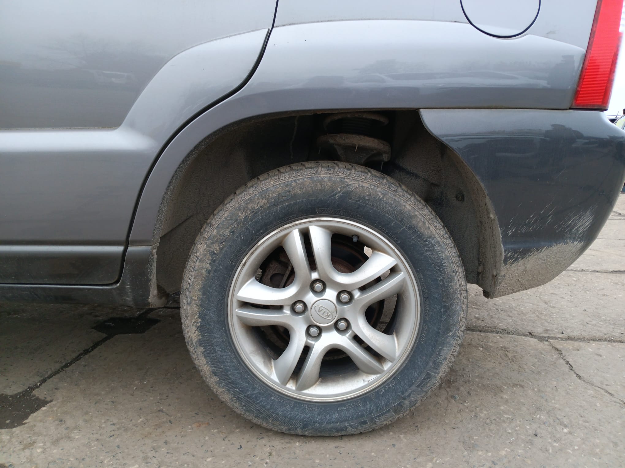 rear_left_wheel