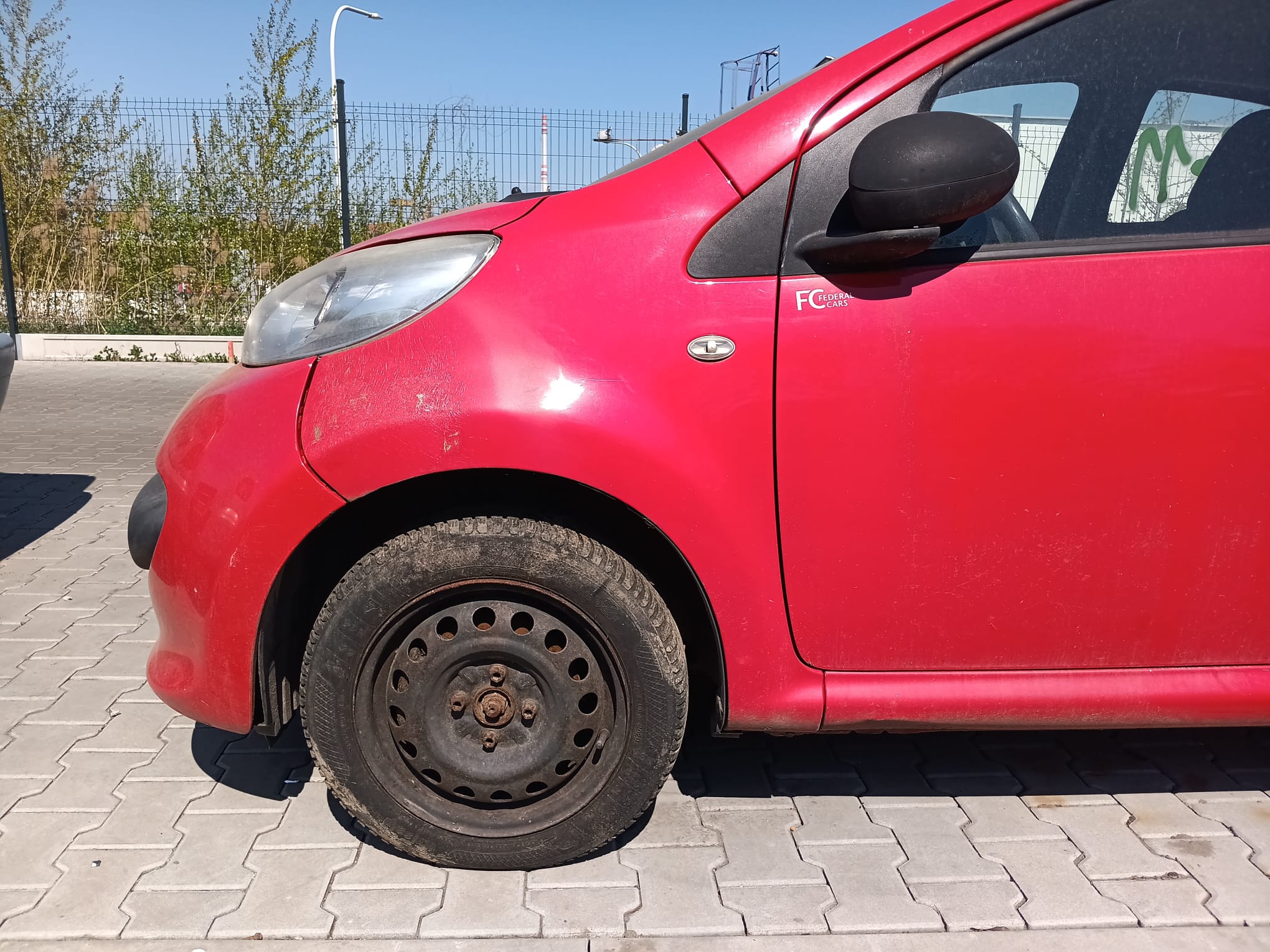 front_left_fender