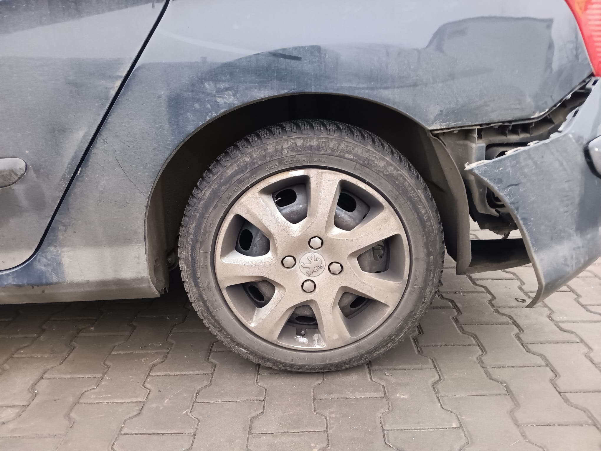 rear_left_wheel