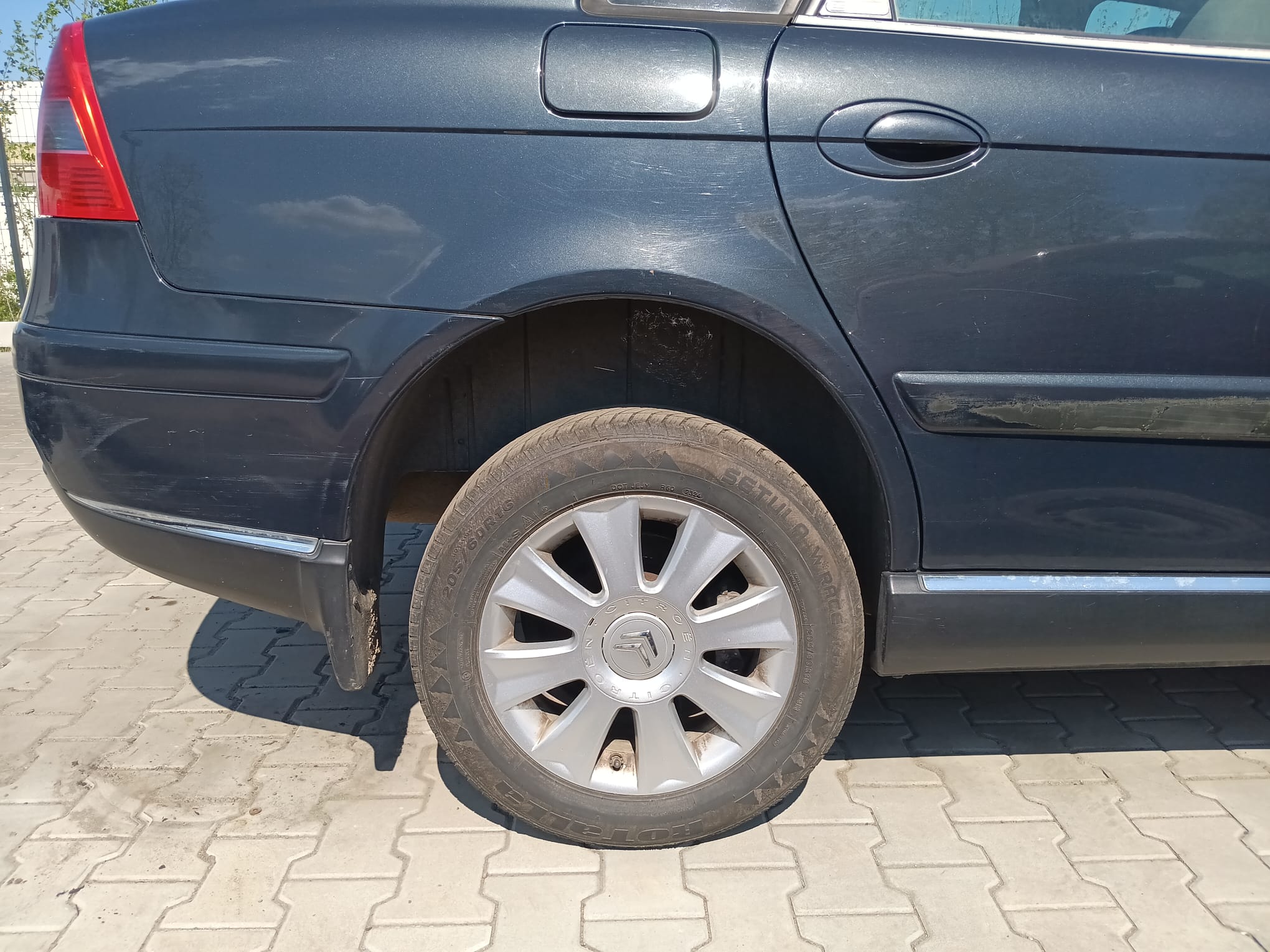 rear_right_wheel