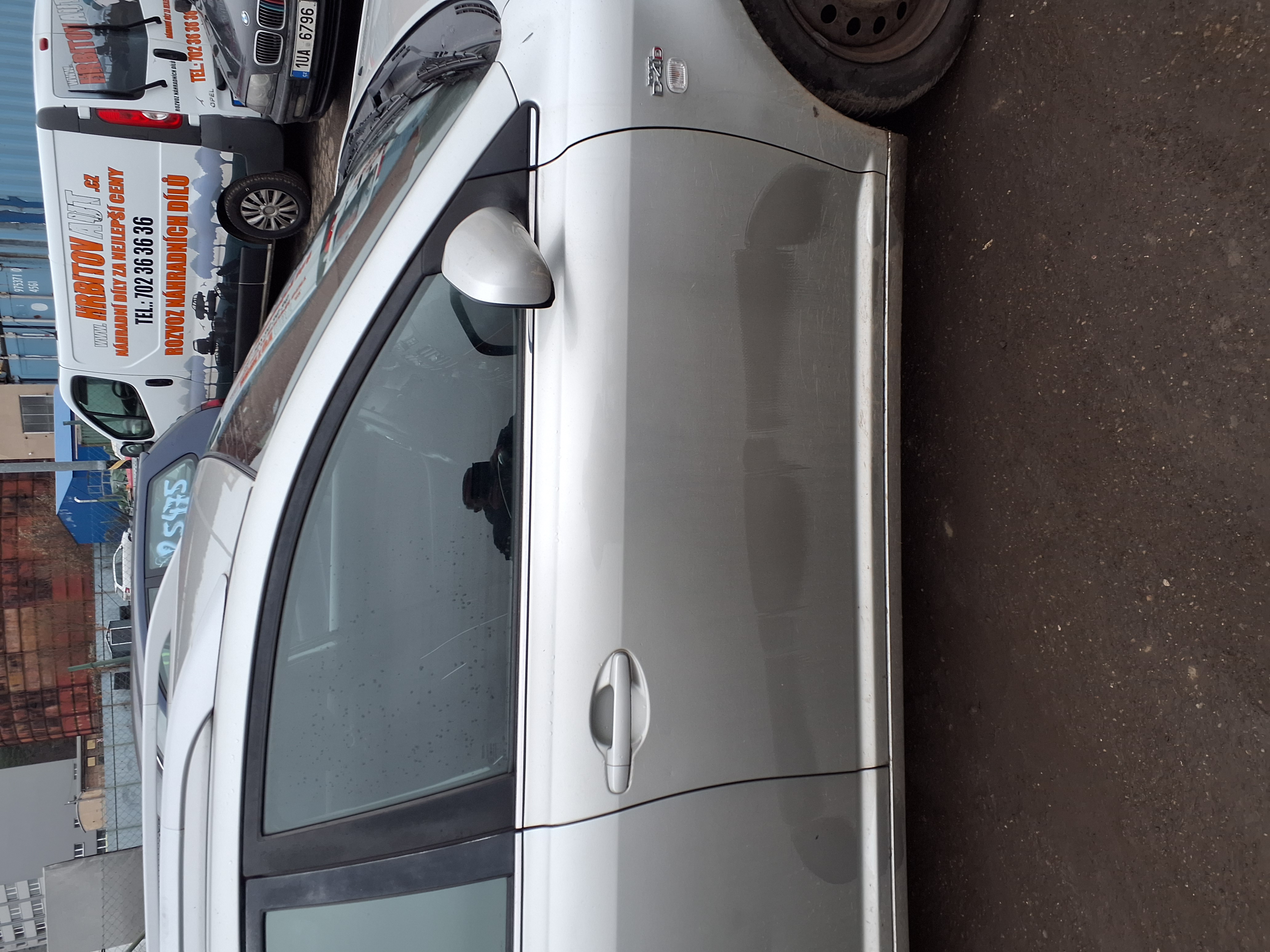 right_front_door
