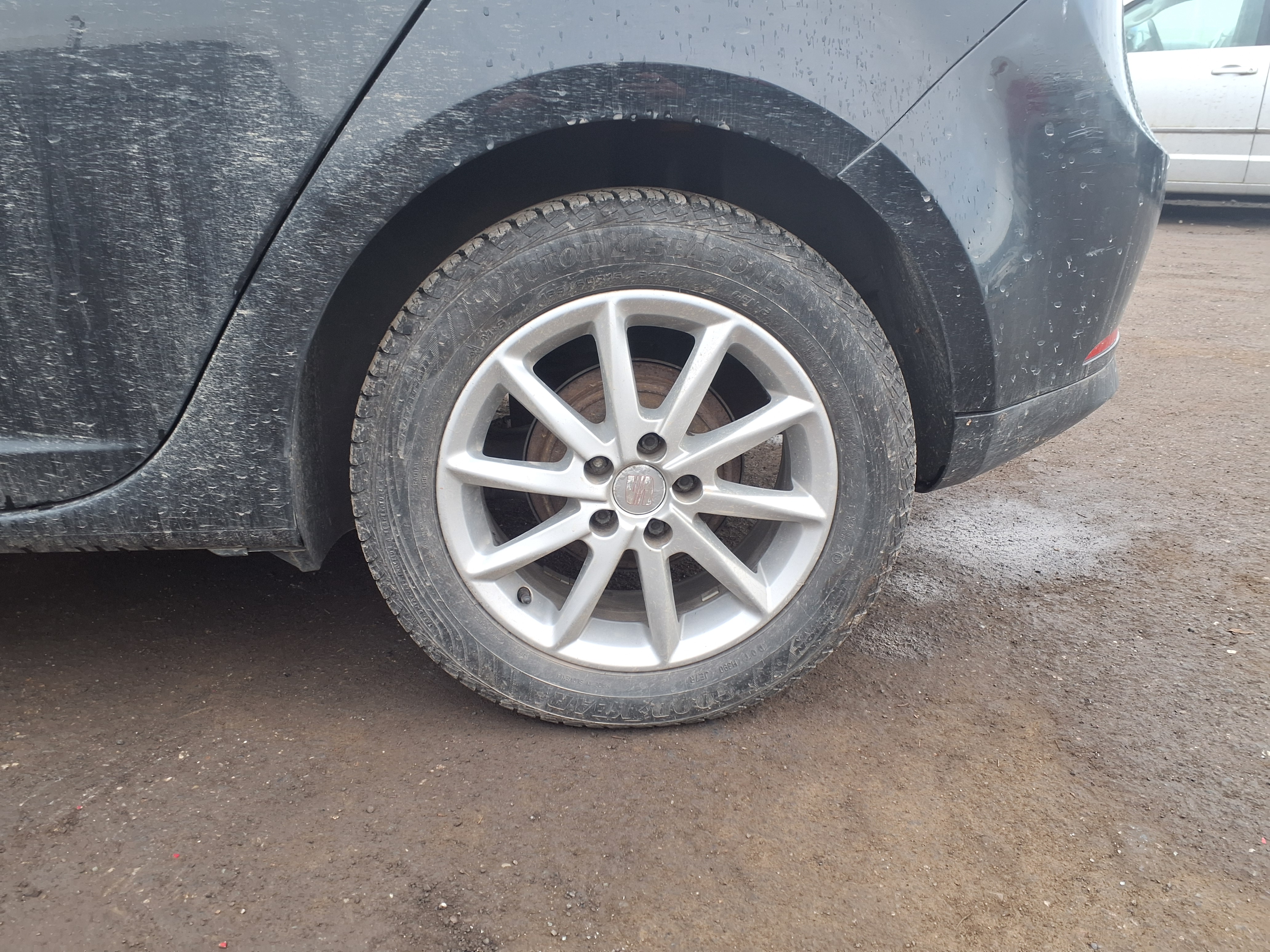 rear_left_wheel