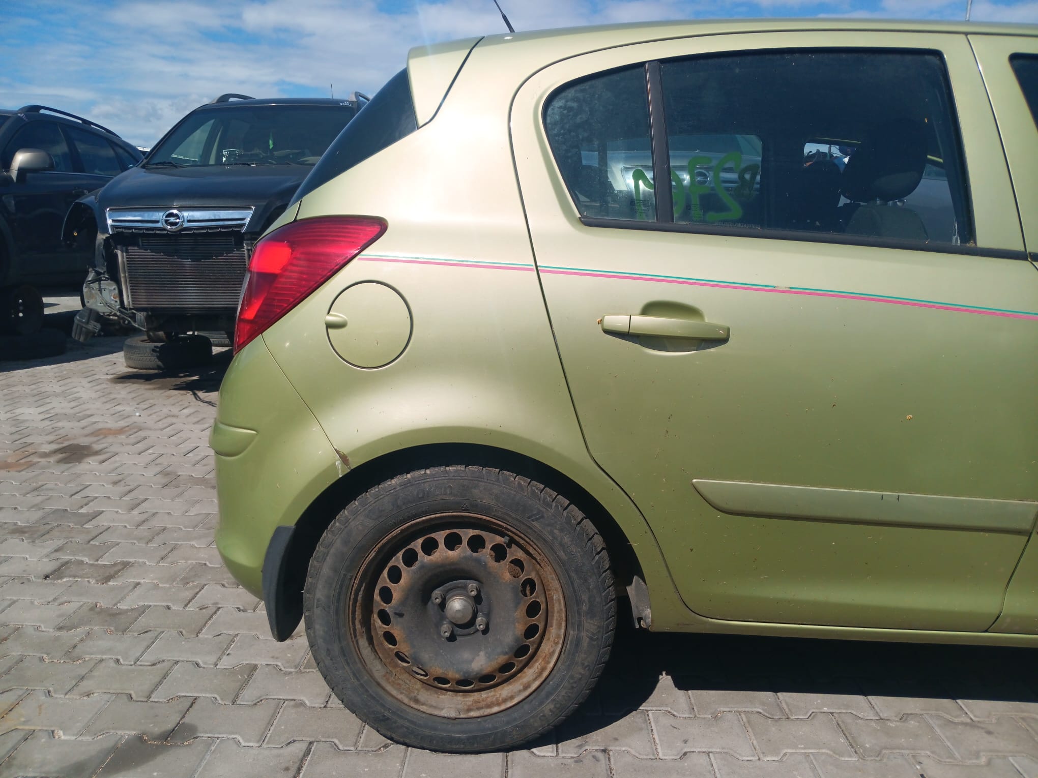 rear_right_fender