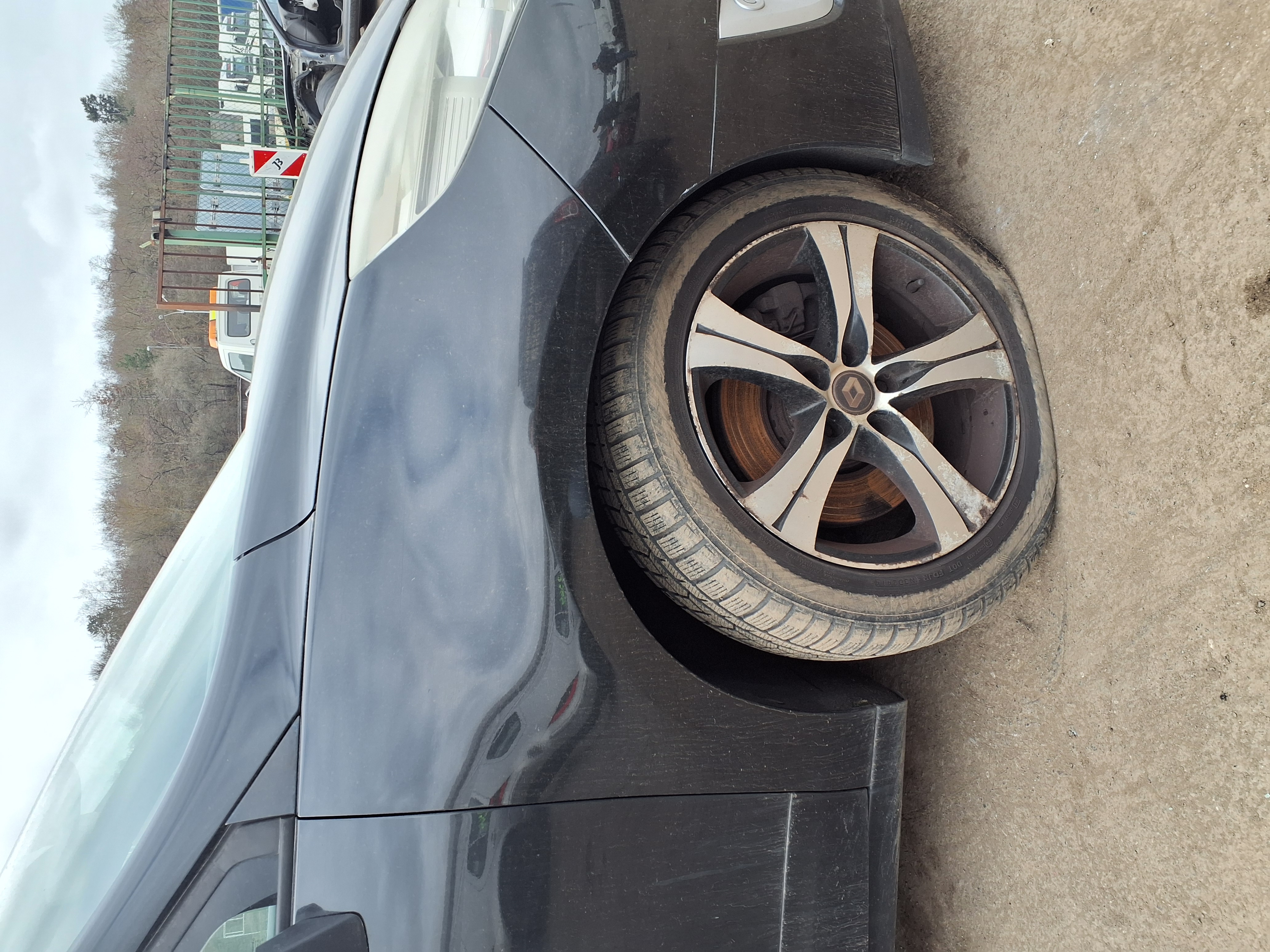 front_right_fender