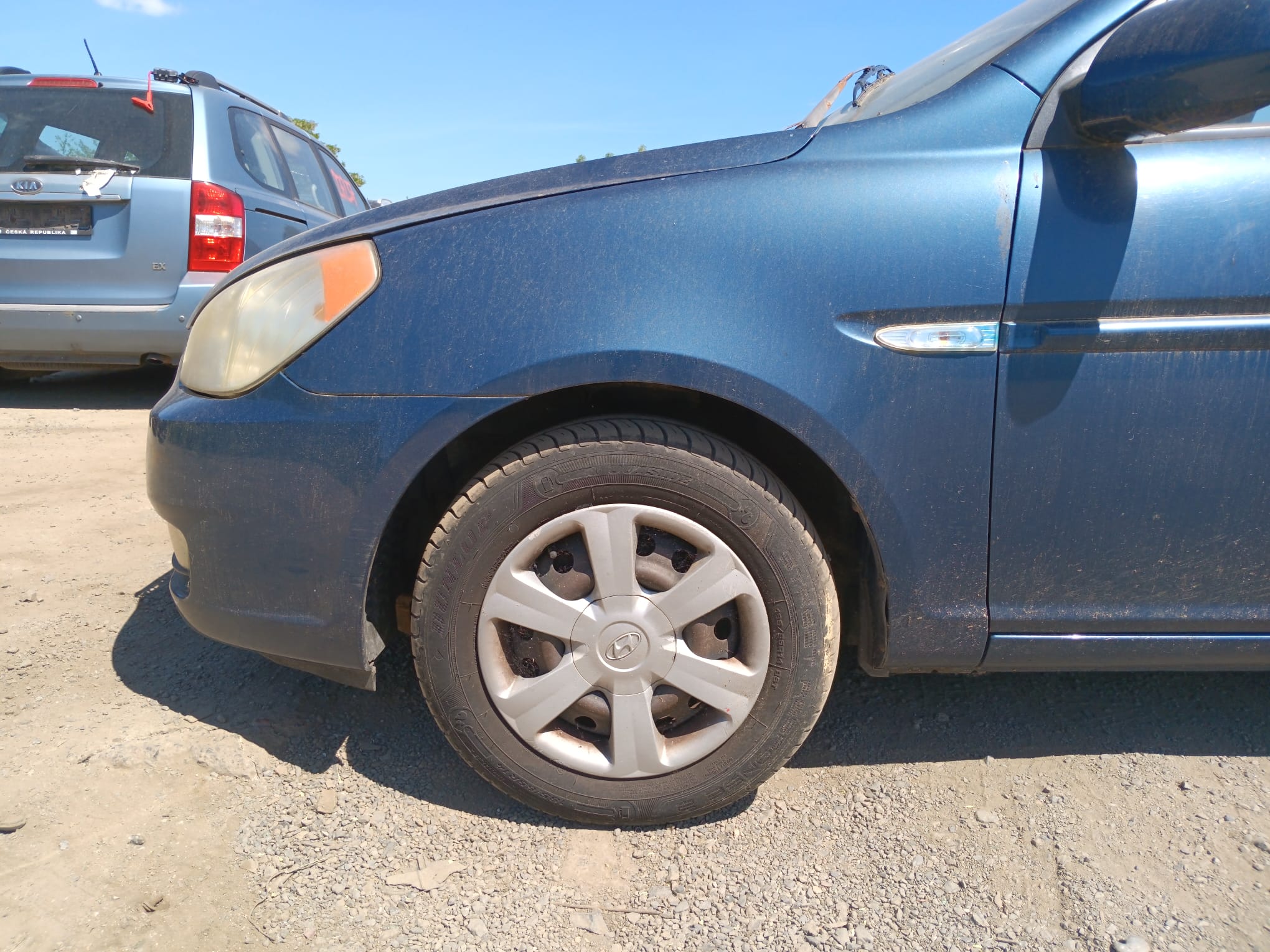 front_left_fender