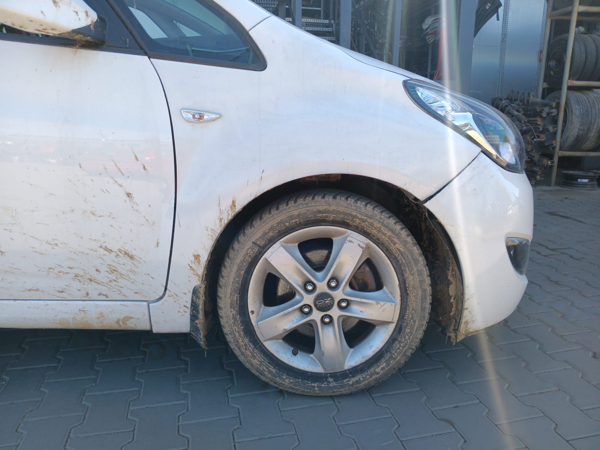 front_right_fender