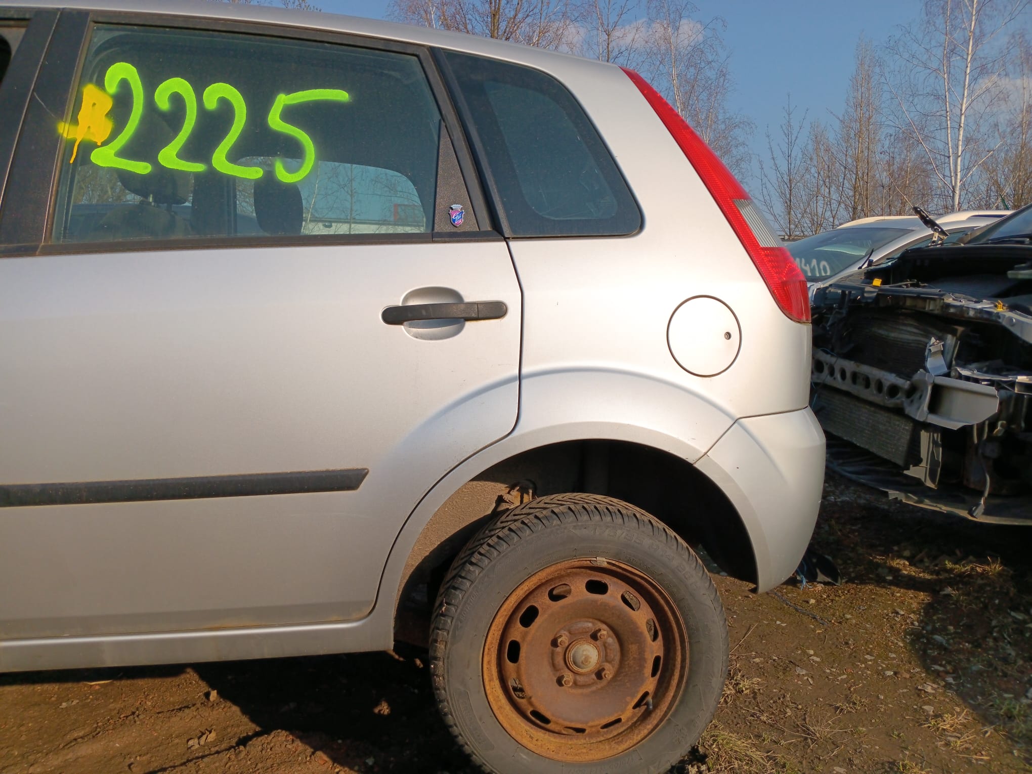 rear_left_fender