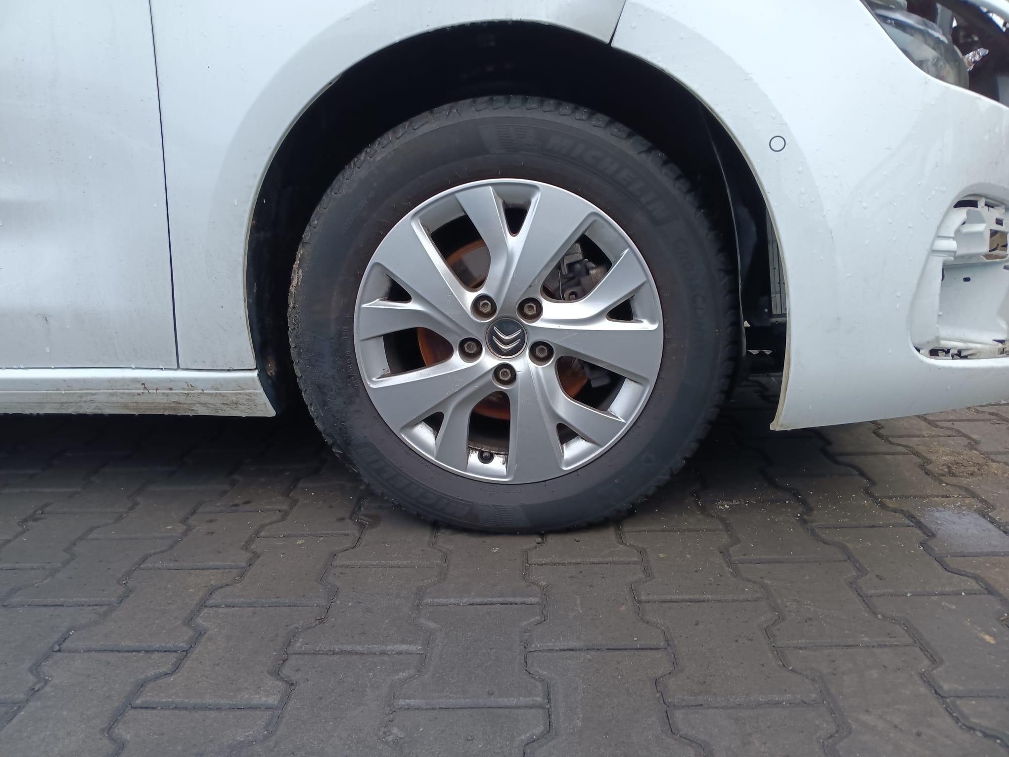 front_right_wheel
