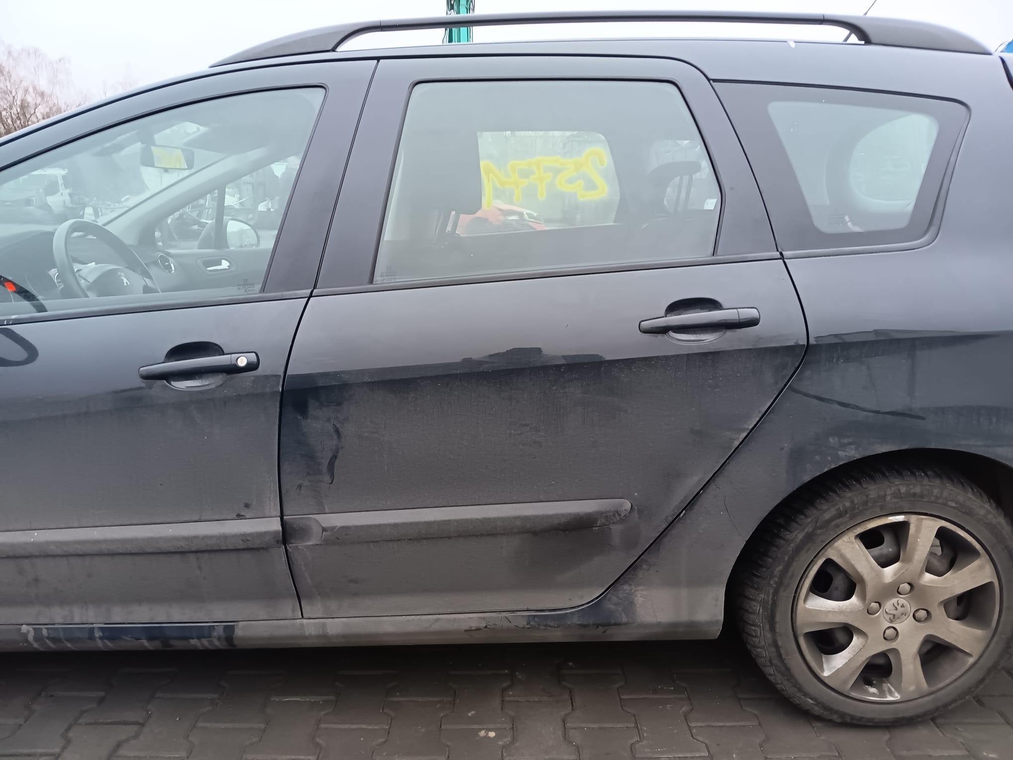 left_rear_door