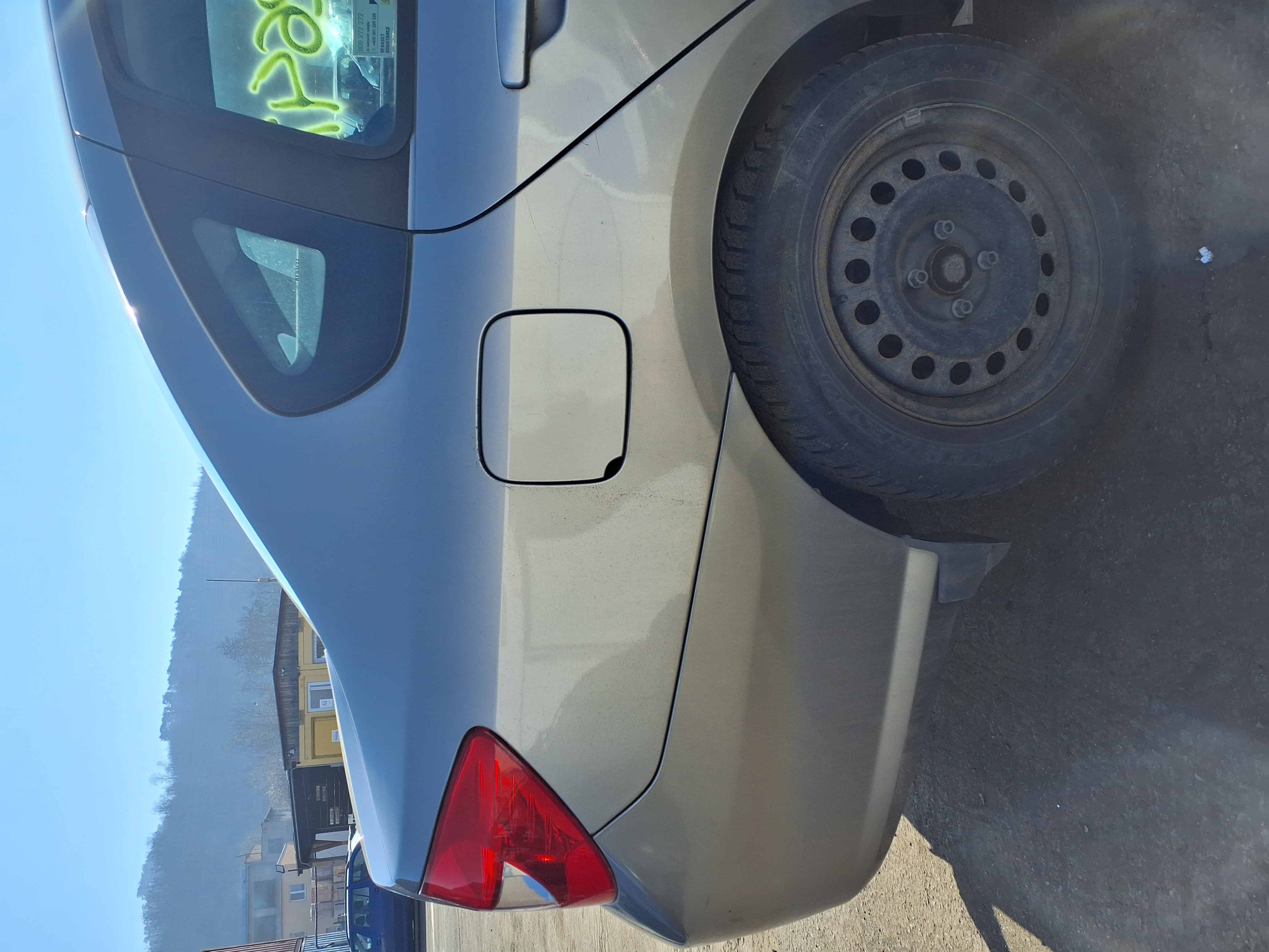 rear_right_fender