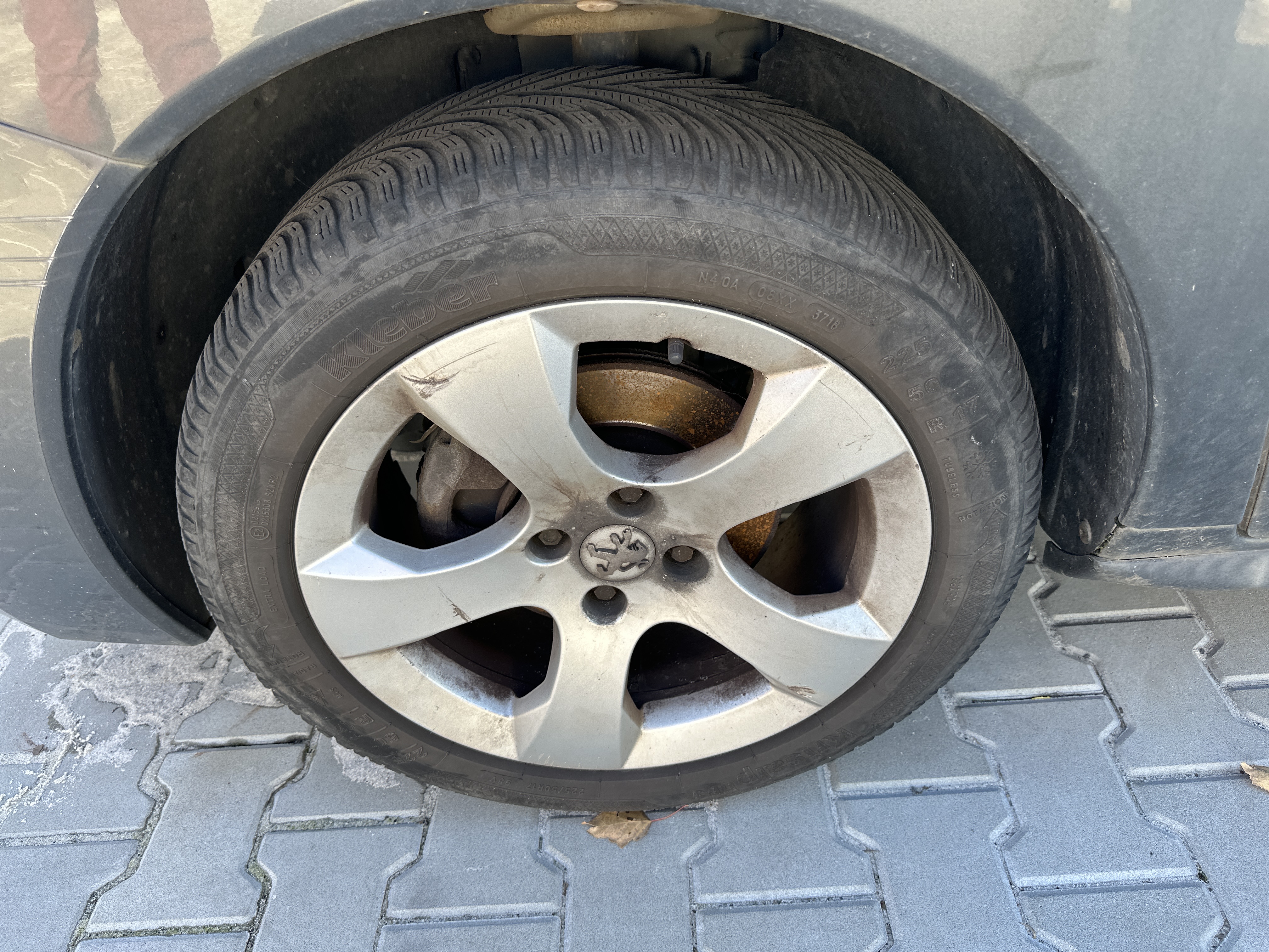 front_left_wheel