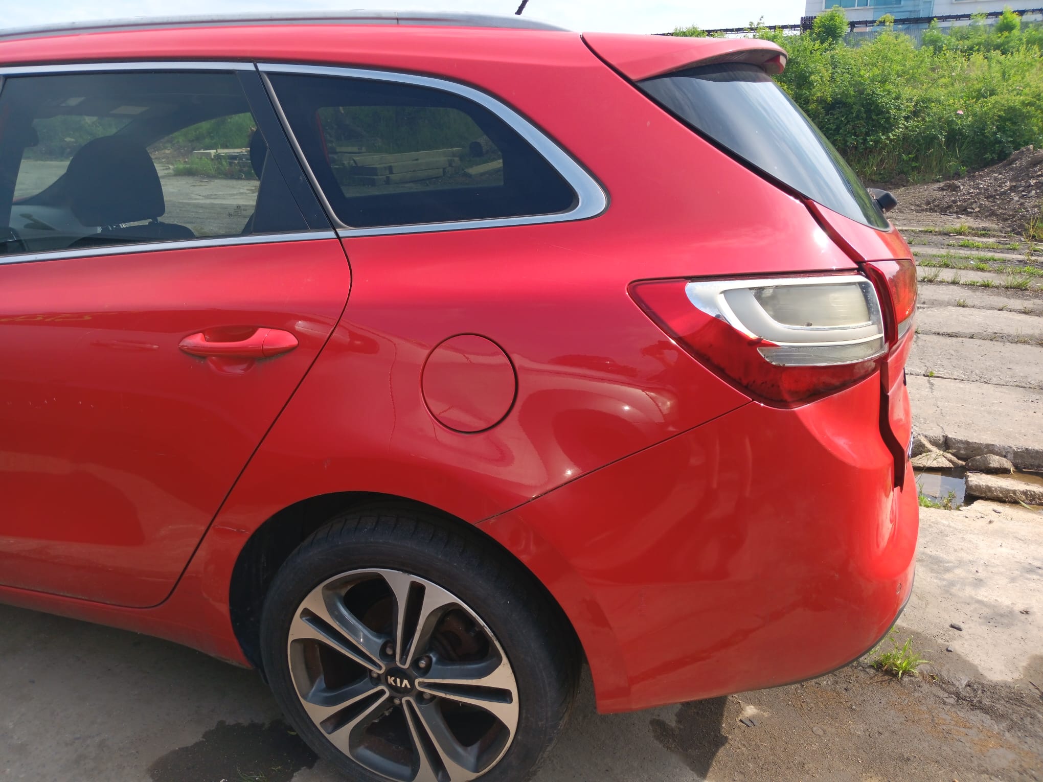 rear_left_fender