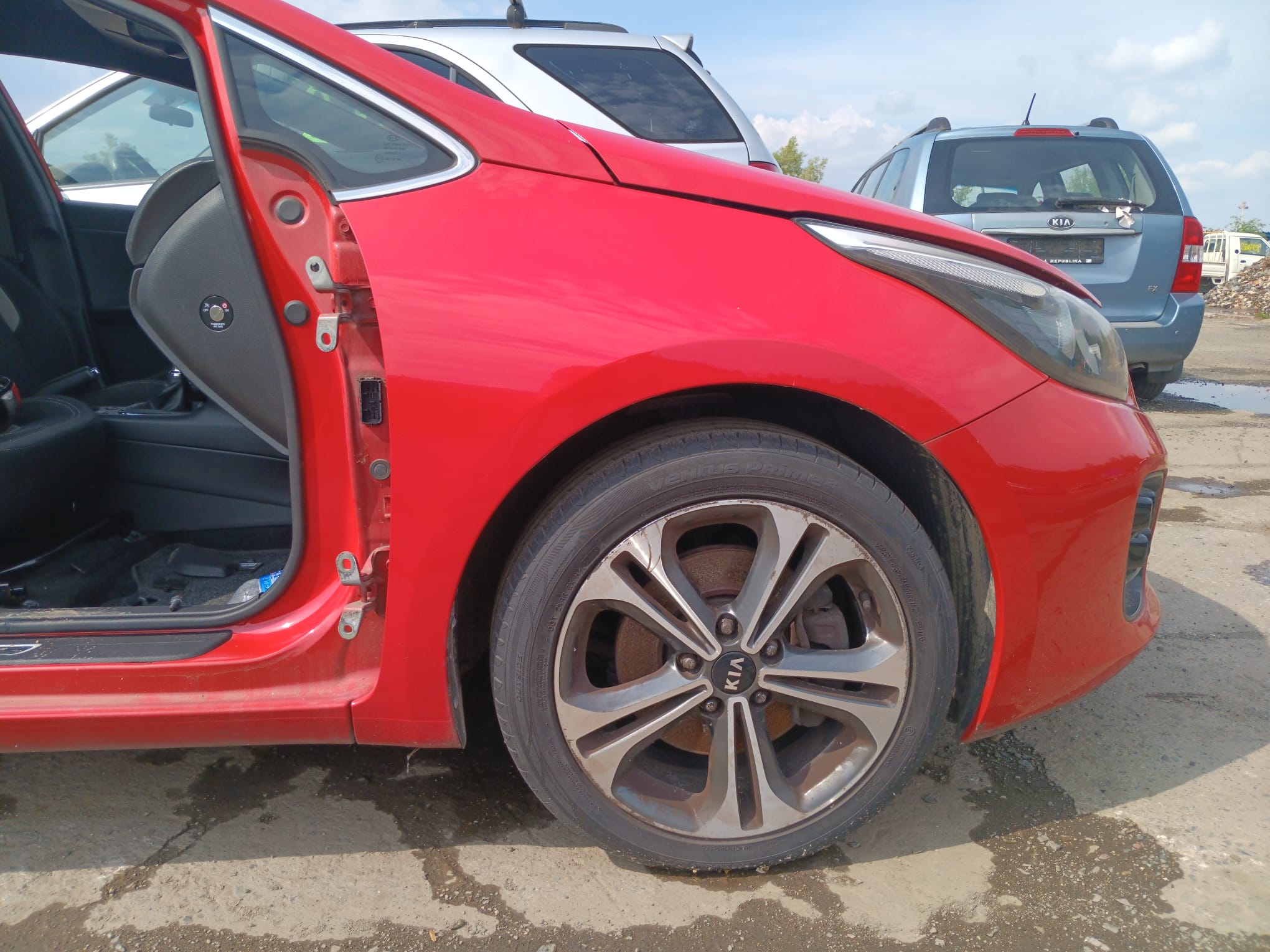 front_right_fender