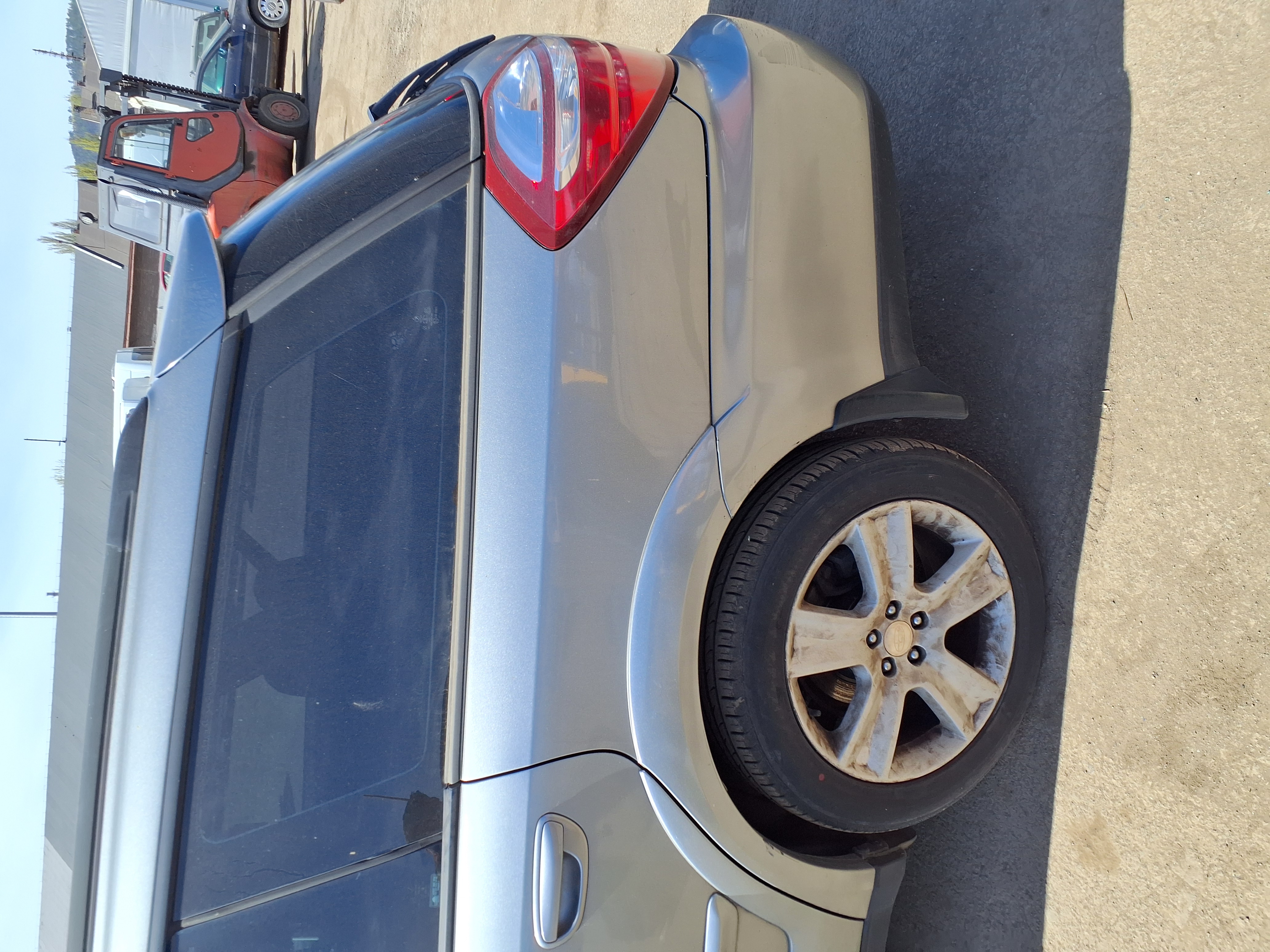 rear_left_fender