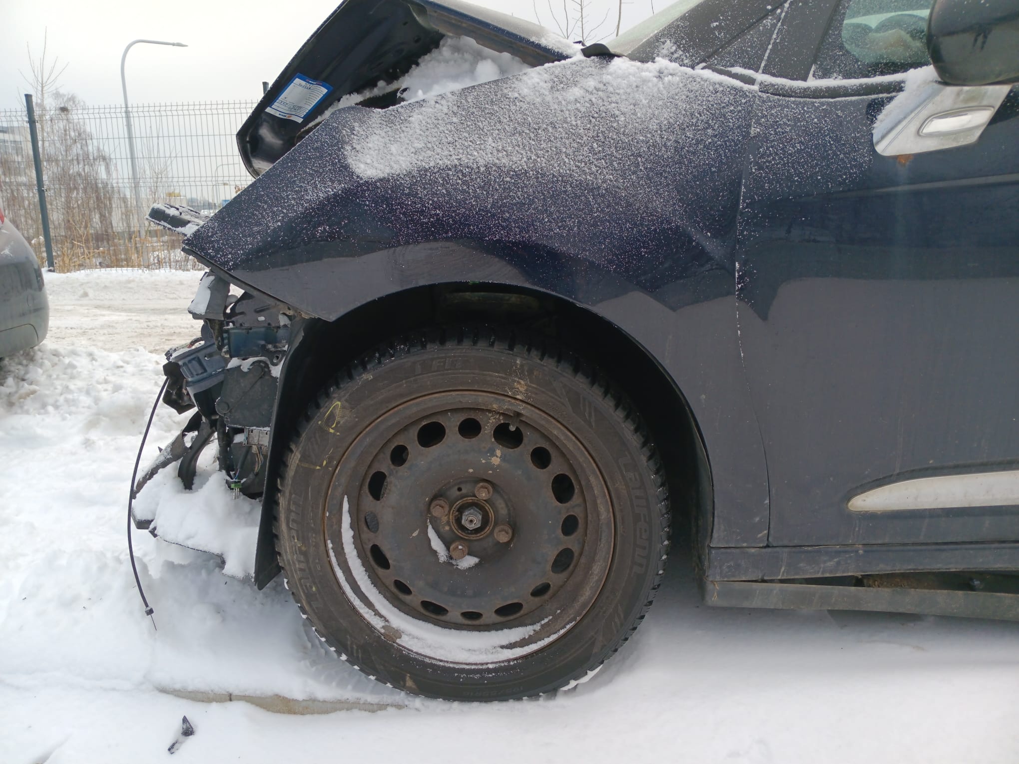 front_left_fender