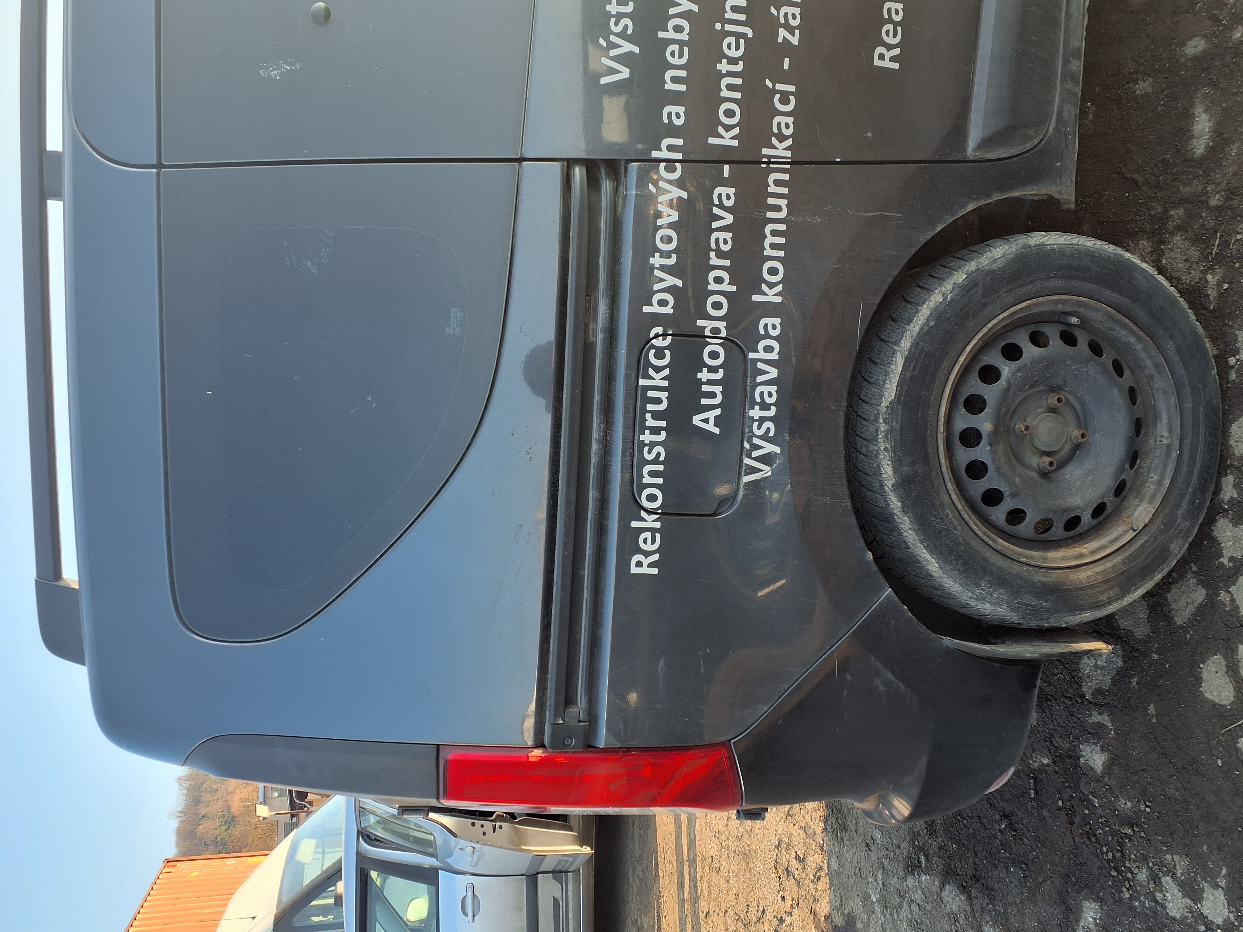 rear_right_fender
