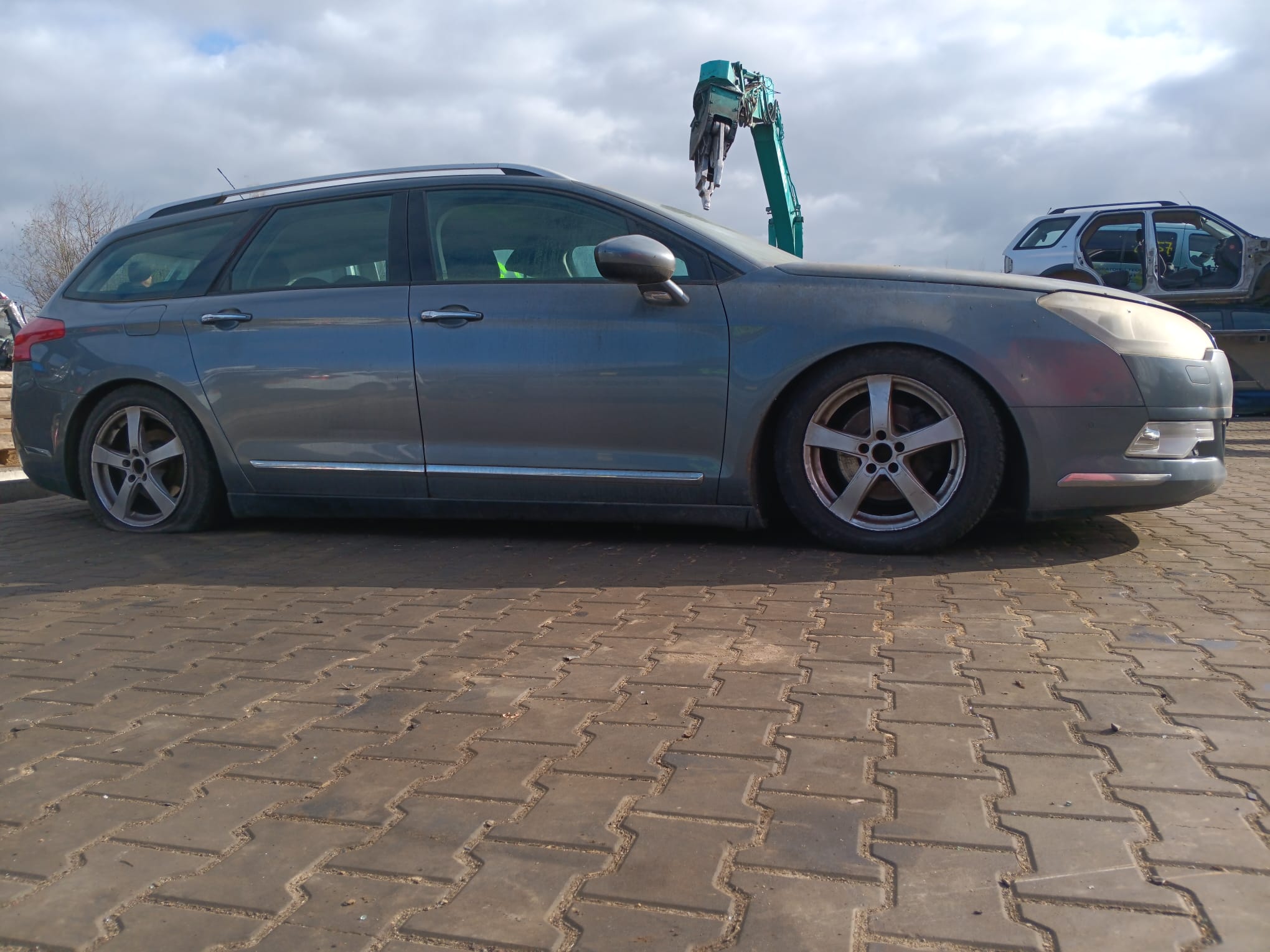right_side_view