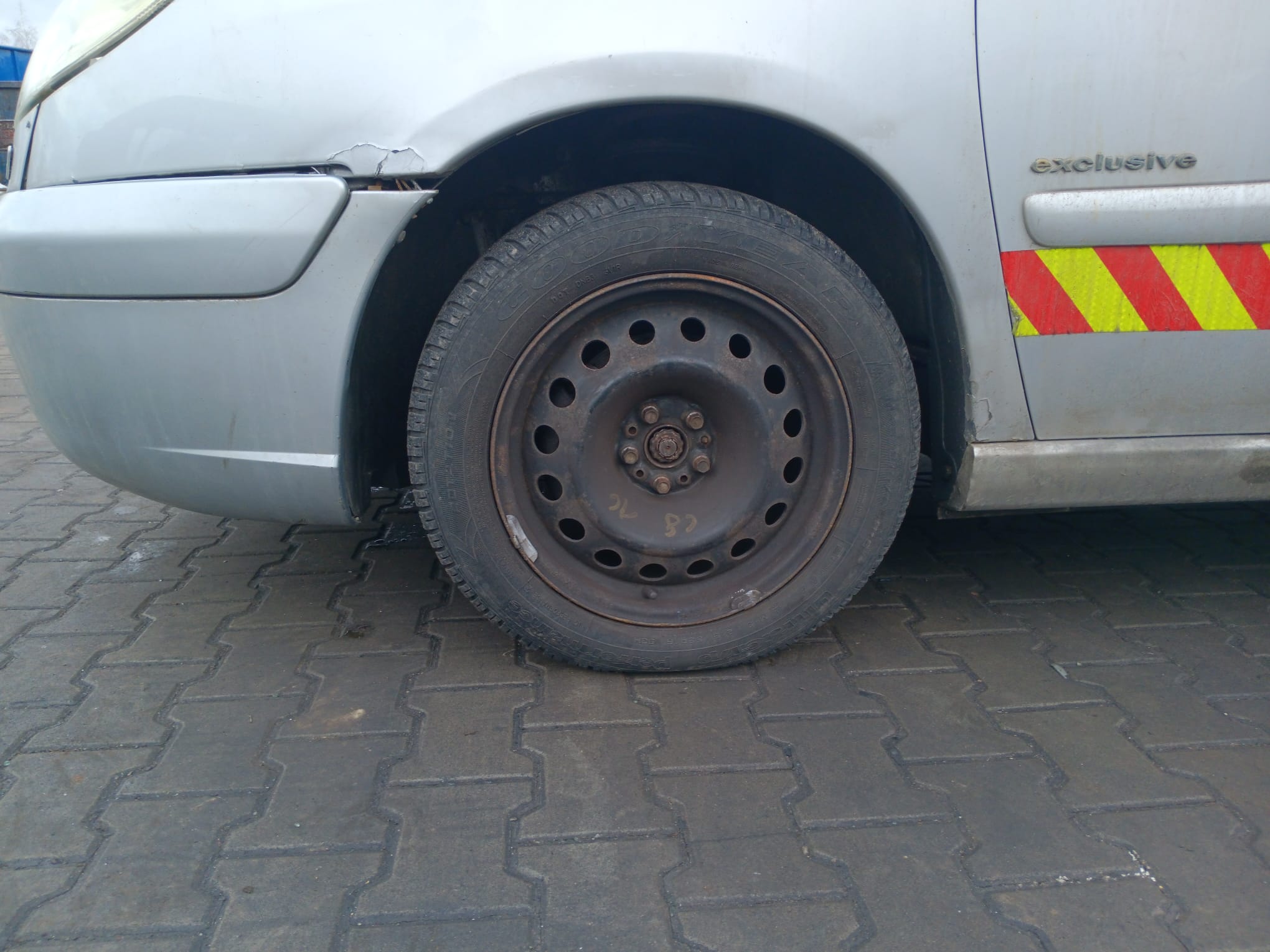 front_left_wheel