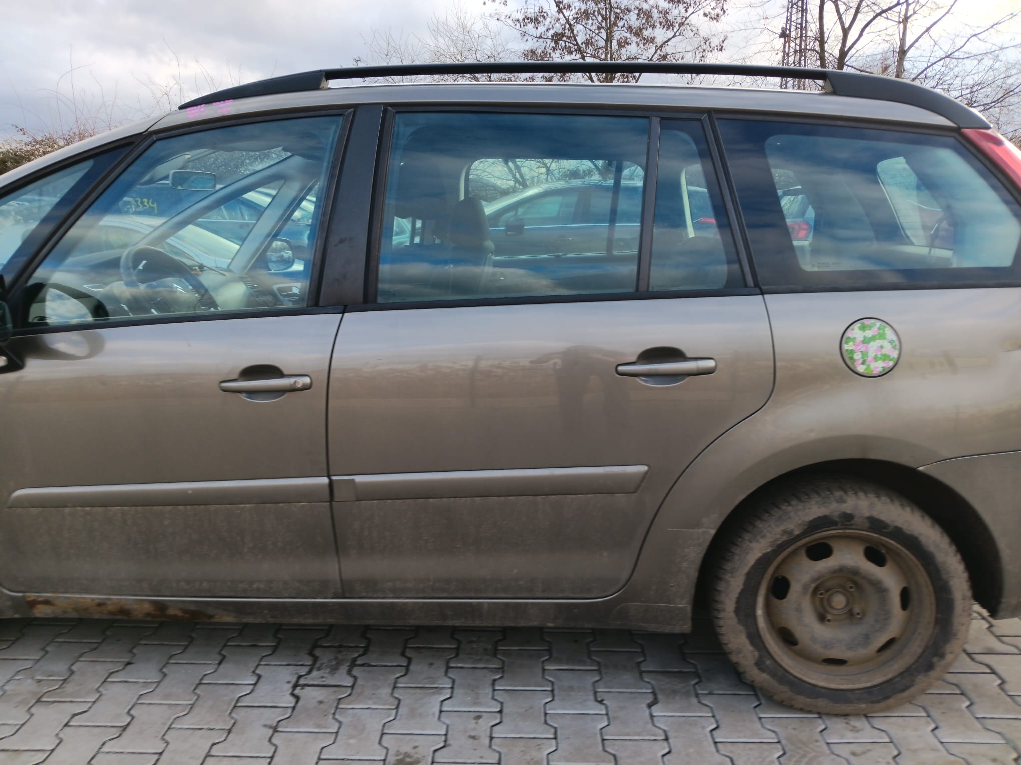 left_rear_door