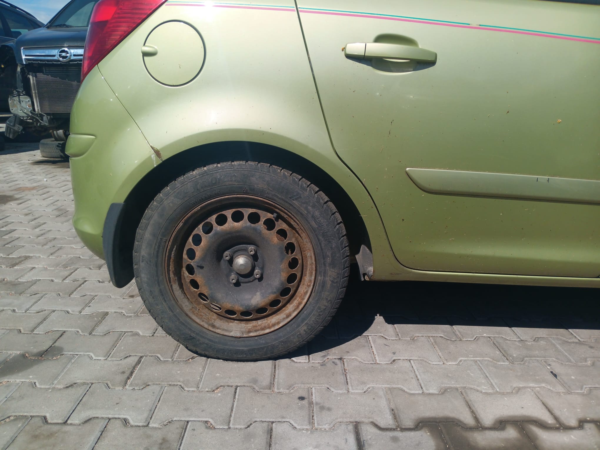 rear_right_wheel