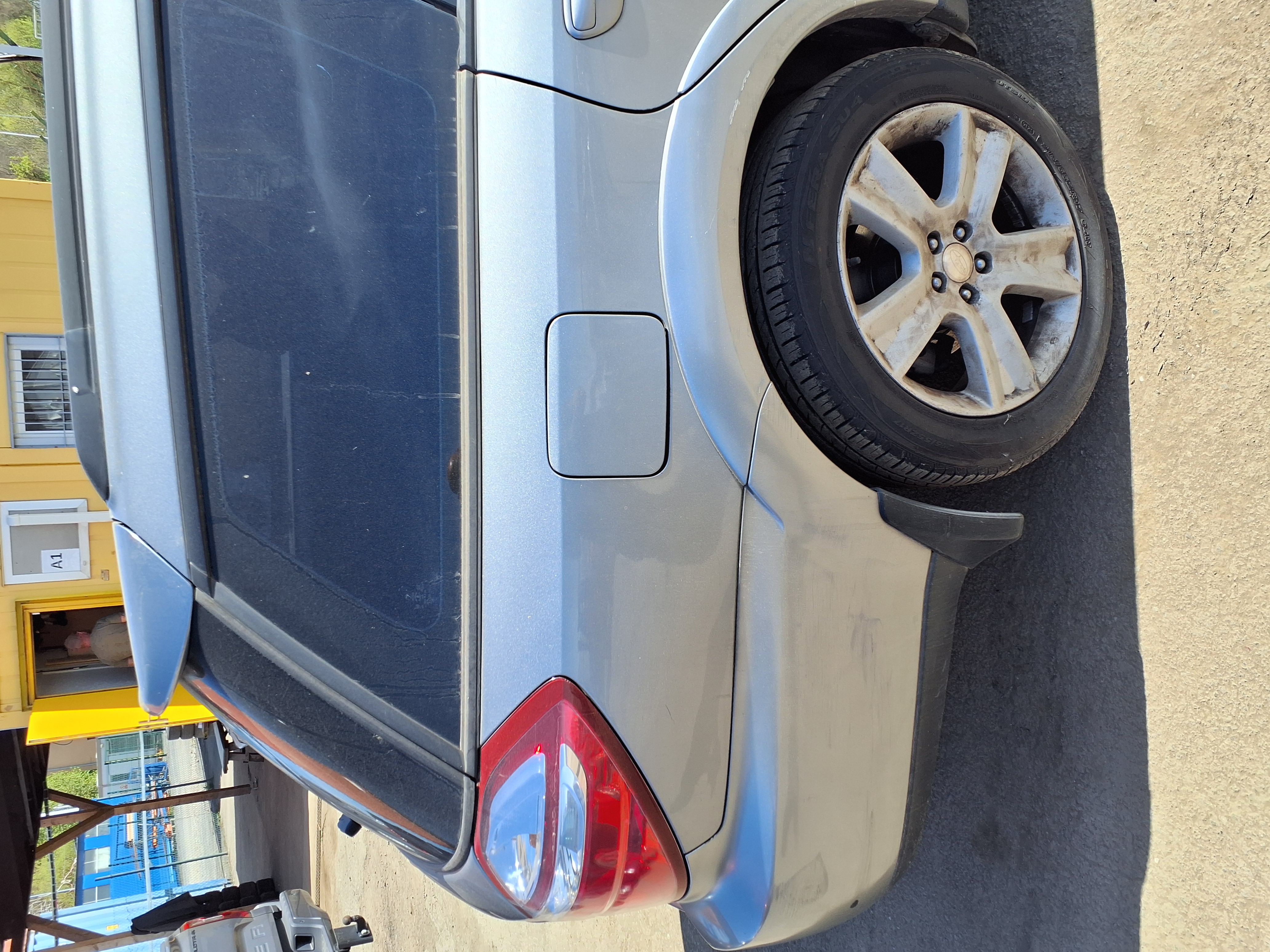 rear_right_fender