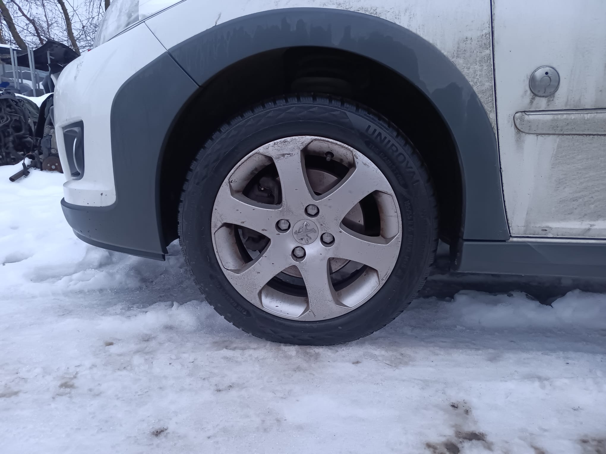 front_left_wheel